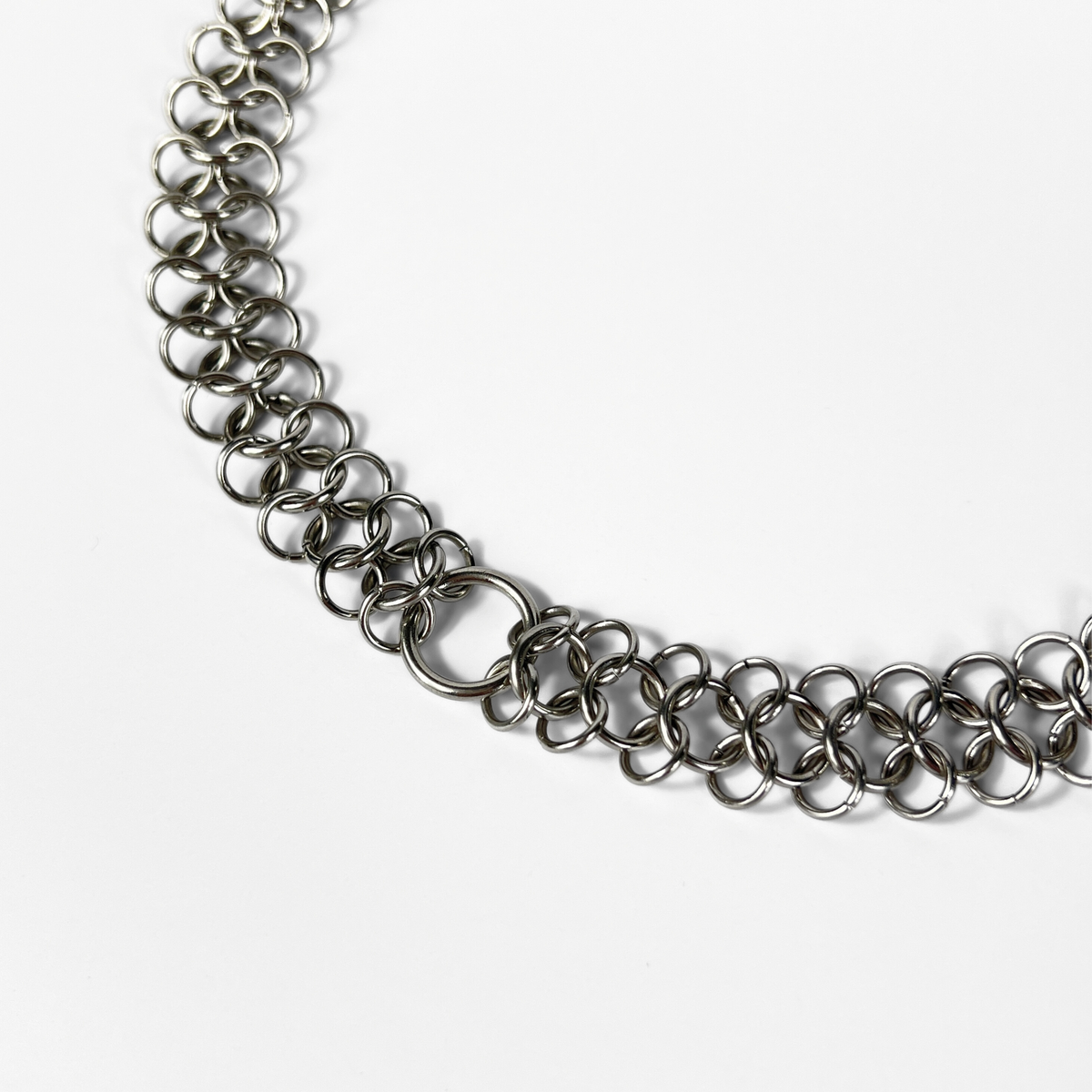 O-ring chainmail choker necklace Baguette Magick