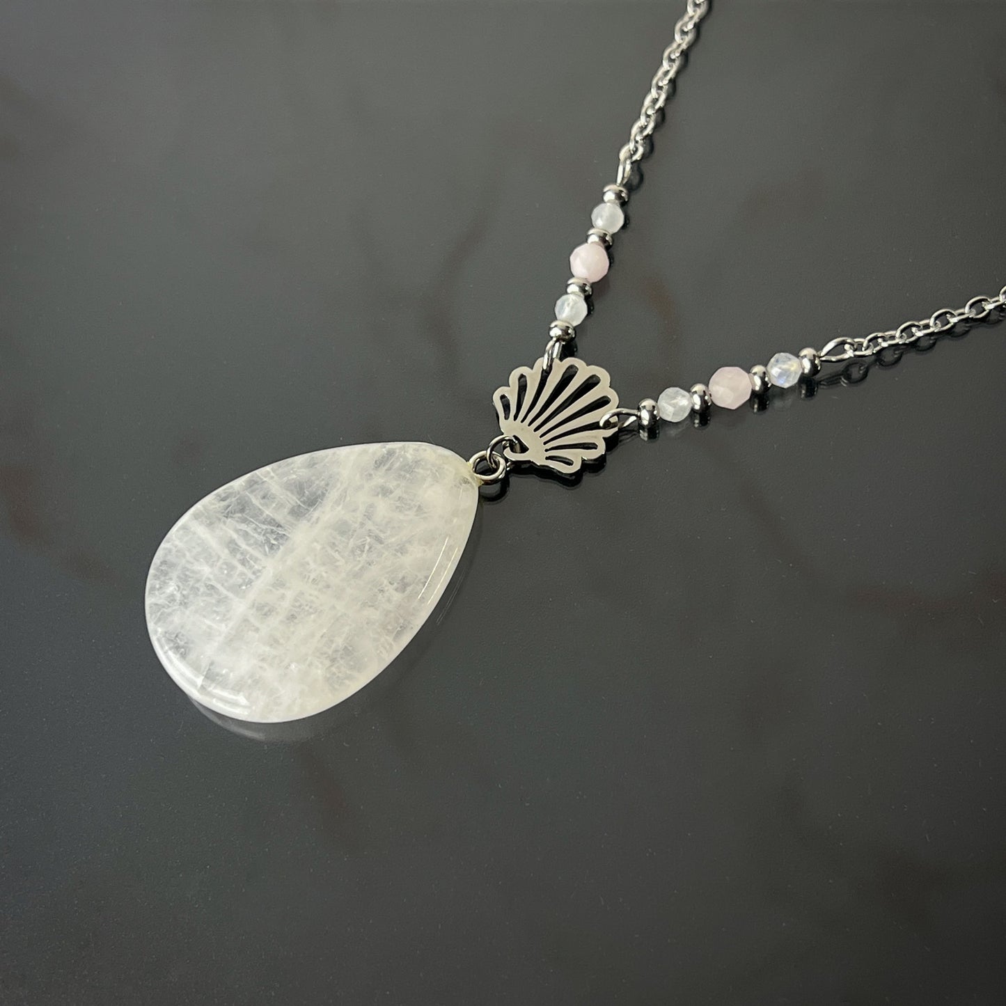 Aphrodite necklace quartz, moonstone, rose quartz and stainless steel Baguette Magick