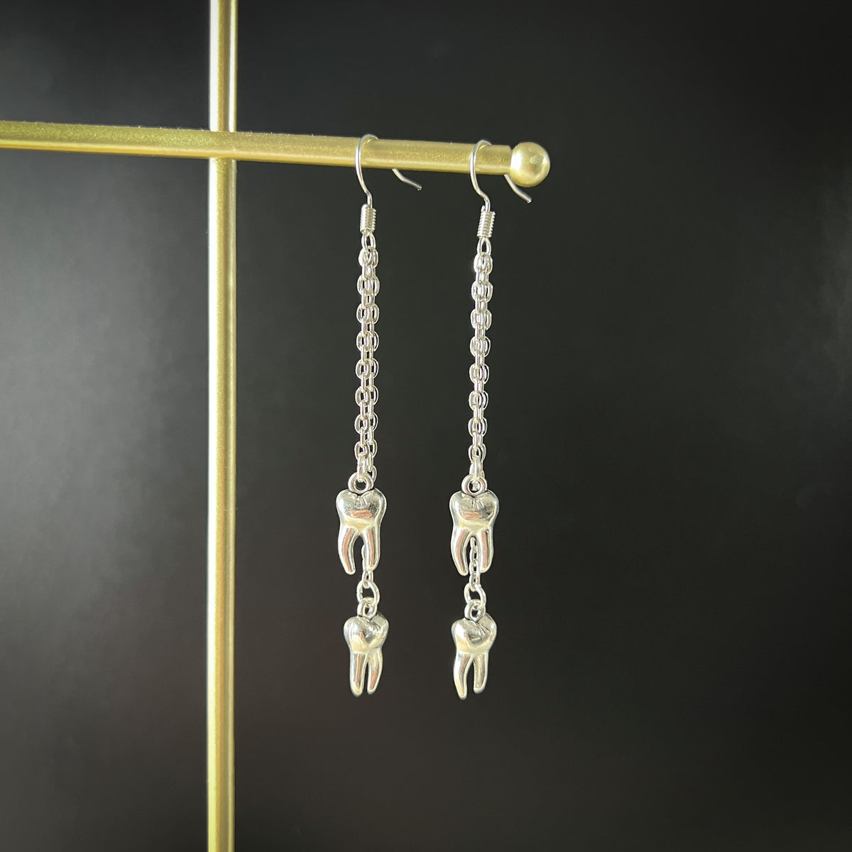 Gothic teeth earrings Baguette Magick
