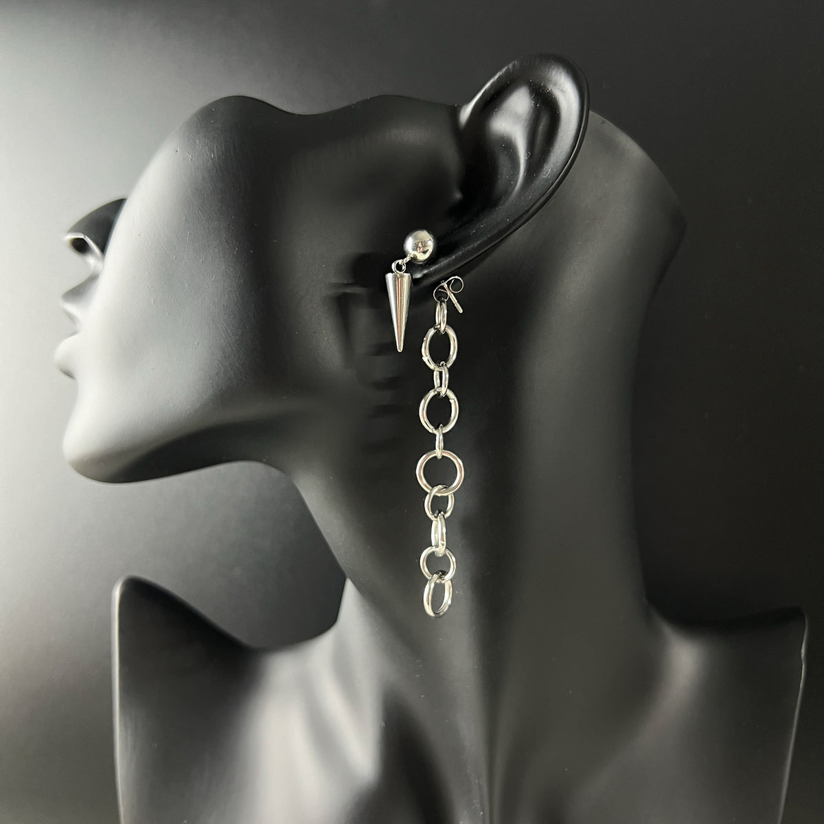 Spikes and back chunky chain stainless steel stud earrings Baguette Magick