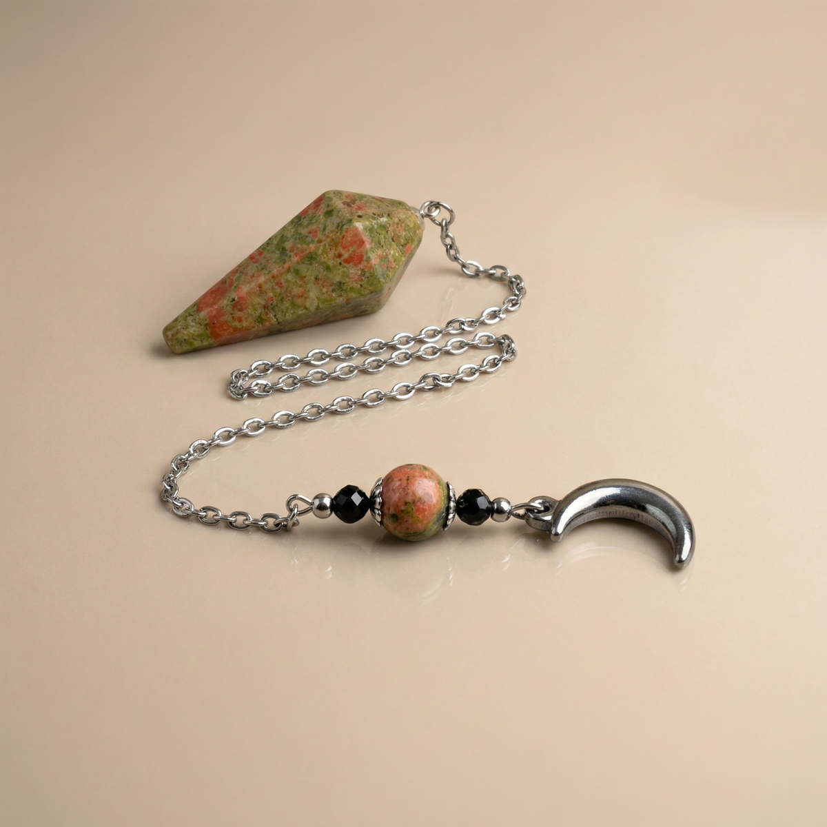 Le pendule mystérieux du clair de lune, Unakite, Onyx