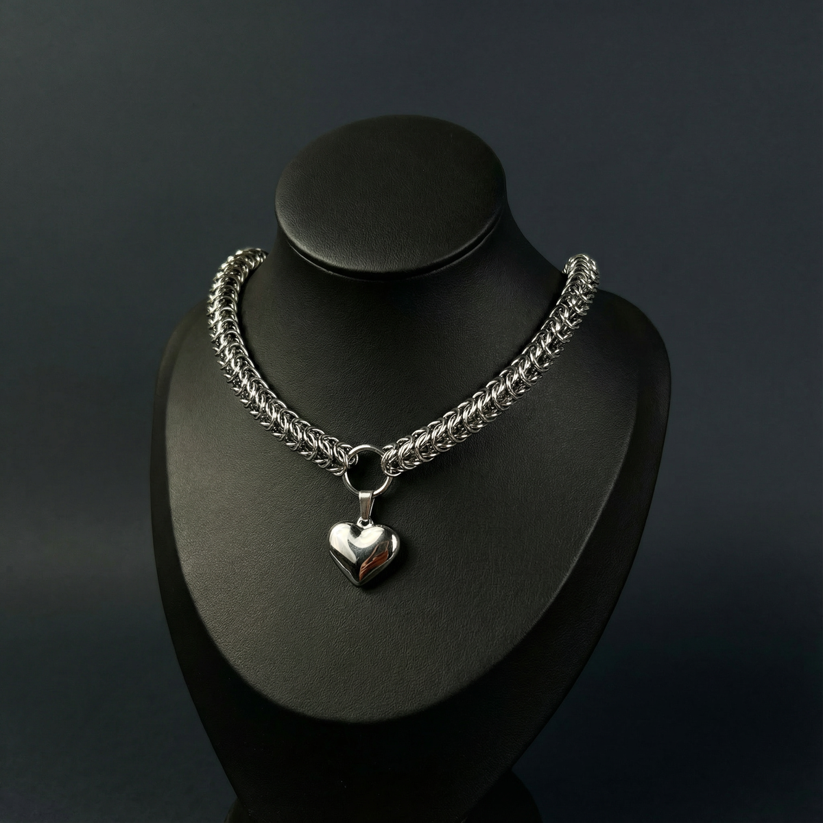 Puffy heart box chain chainmail choker