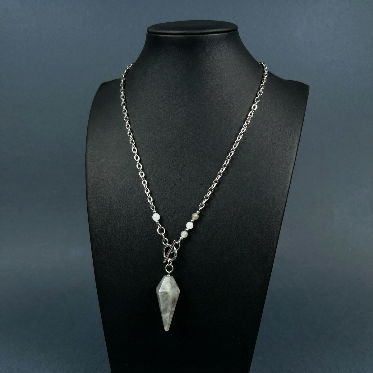 Collier pendule en labradorite et pierre de lune, fermoir à bascule