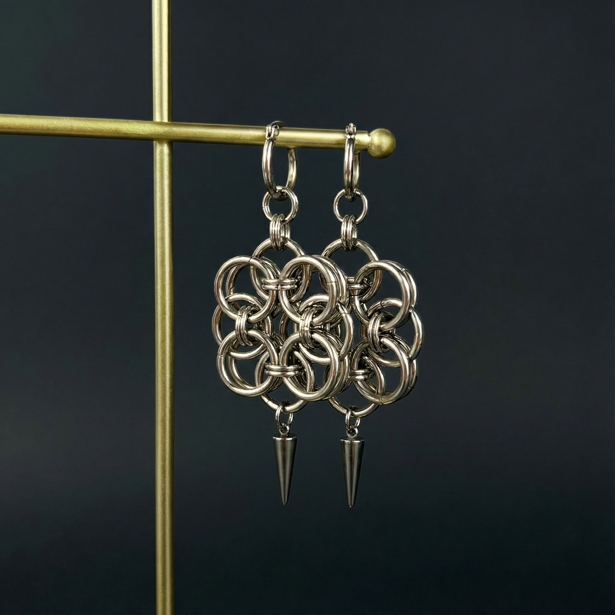 Boucles d'oreilles en cotte de mailles, créoles et pointes Helm Rose