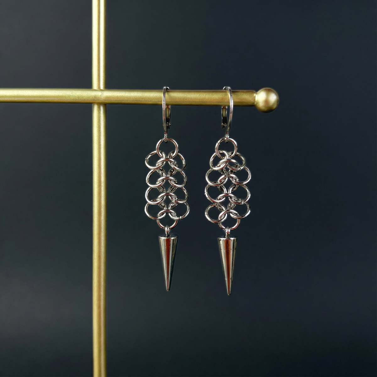 Micro European chainmail and spikes earrings Baguette Magick