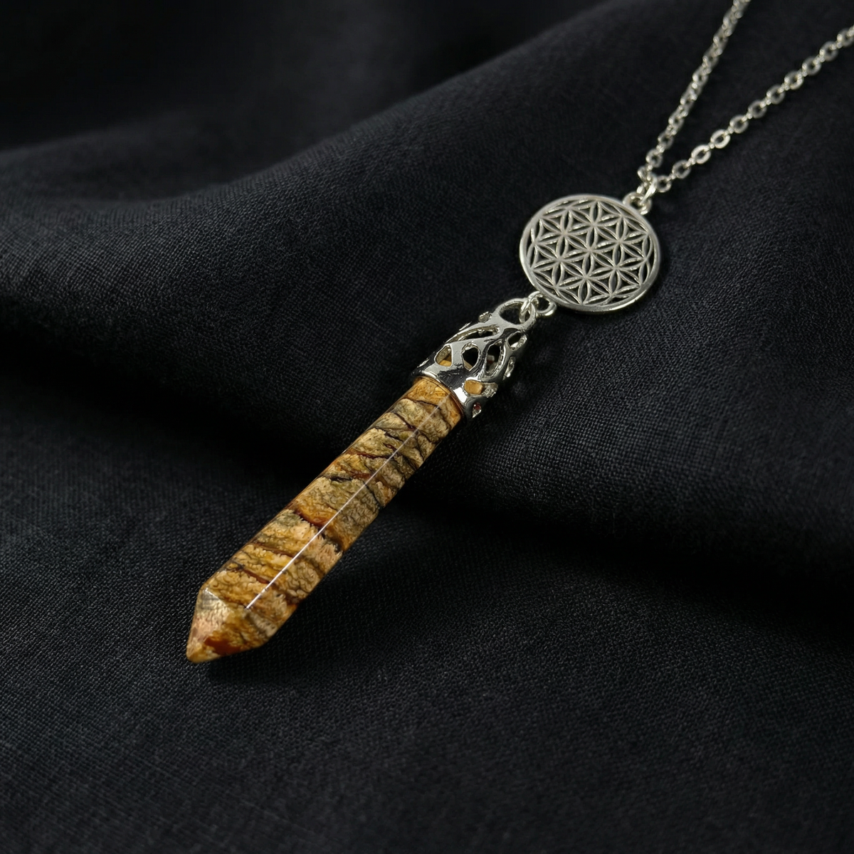 Collier pendule de divination photo jaspe et fleur de vie