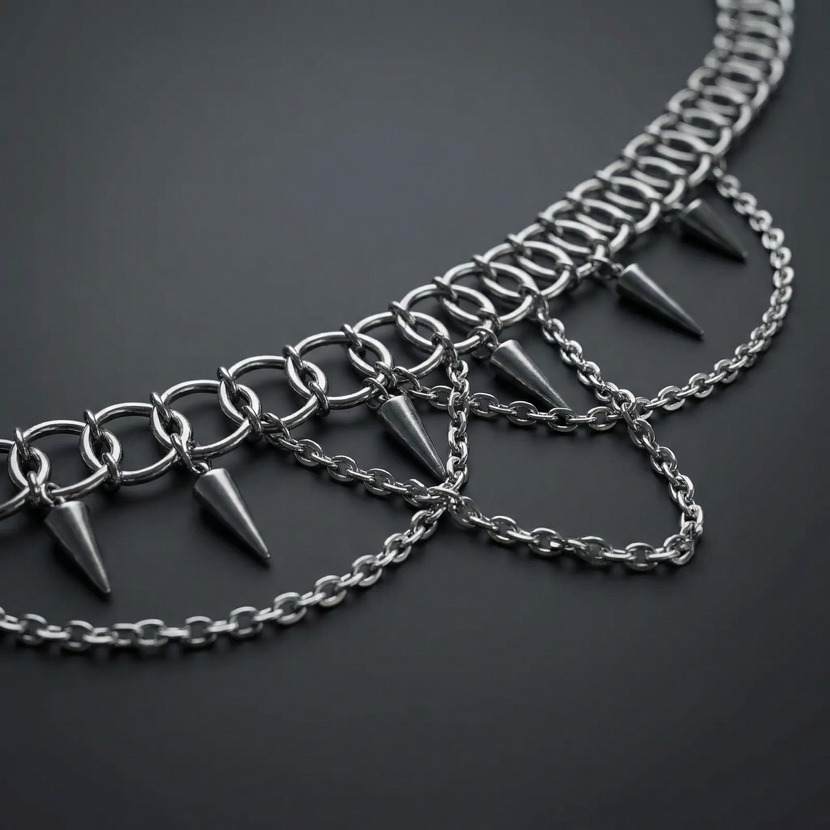 Centipede gothic chainmail choker, spikes and chains Baguette Magick