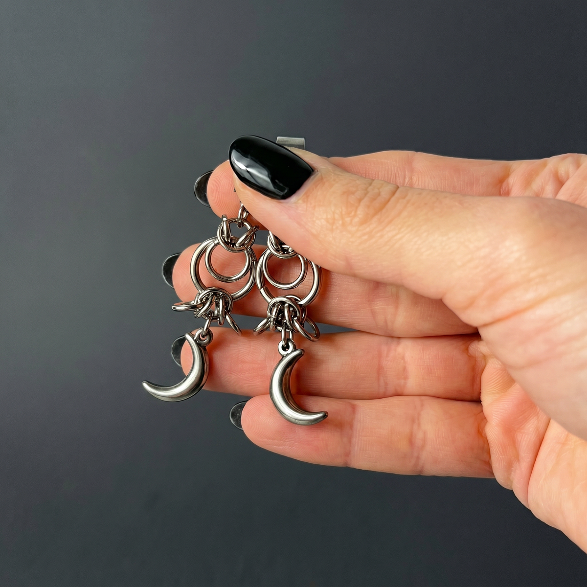 Celestial chainmail earrings, Byzantine weave and Moon crescent, stainless steel Baguette Magick
