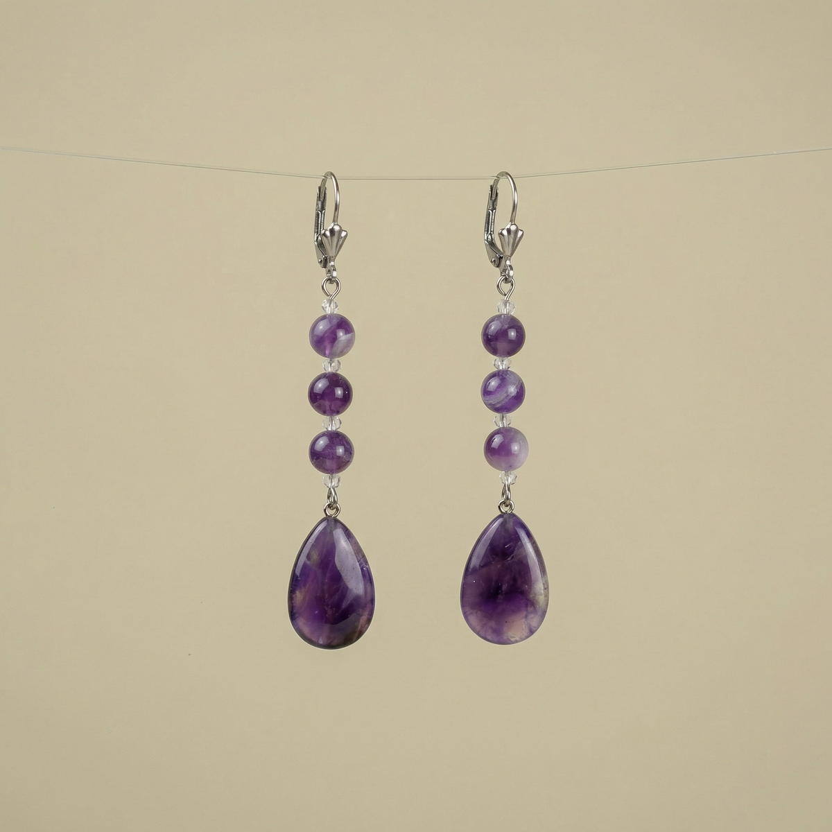 Boucles d’oreilles art déco perlées d’améthyste