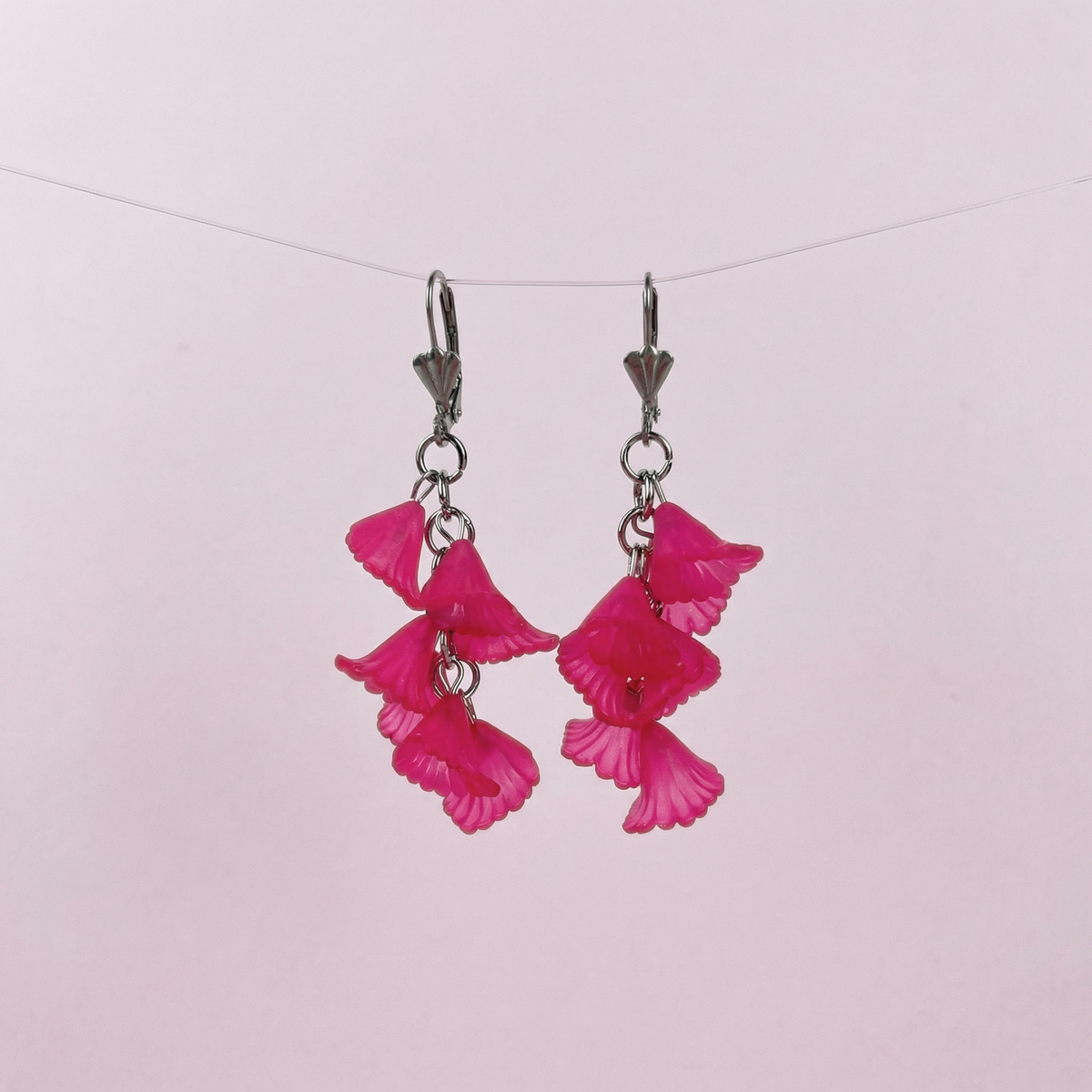 Calla Arum lilies flower earrings, leverback, plum purple Baguette Magick