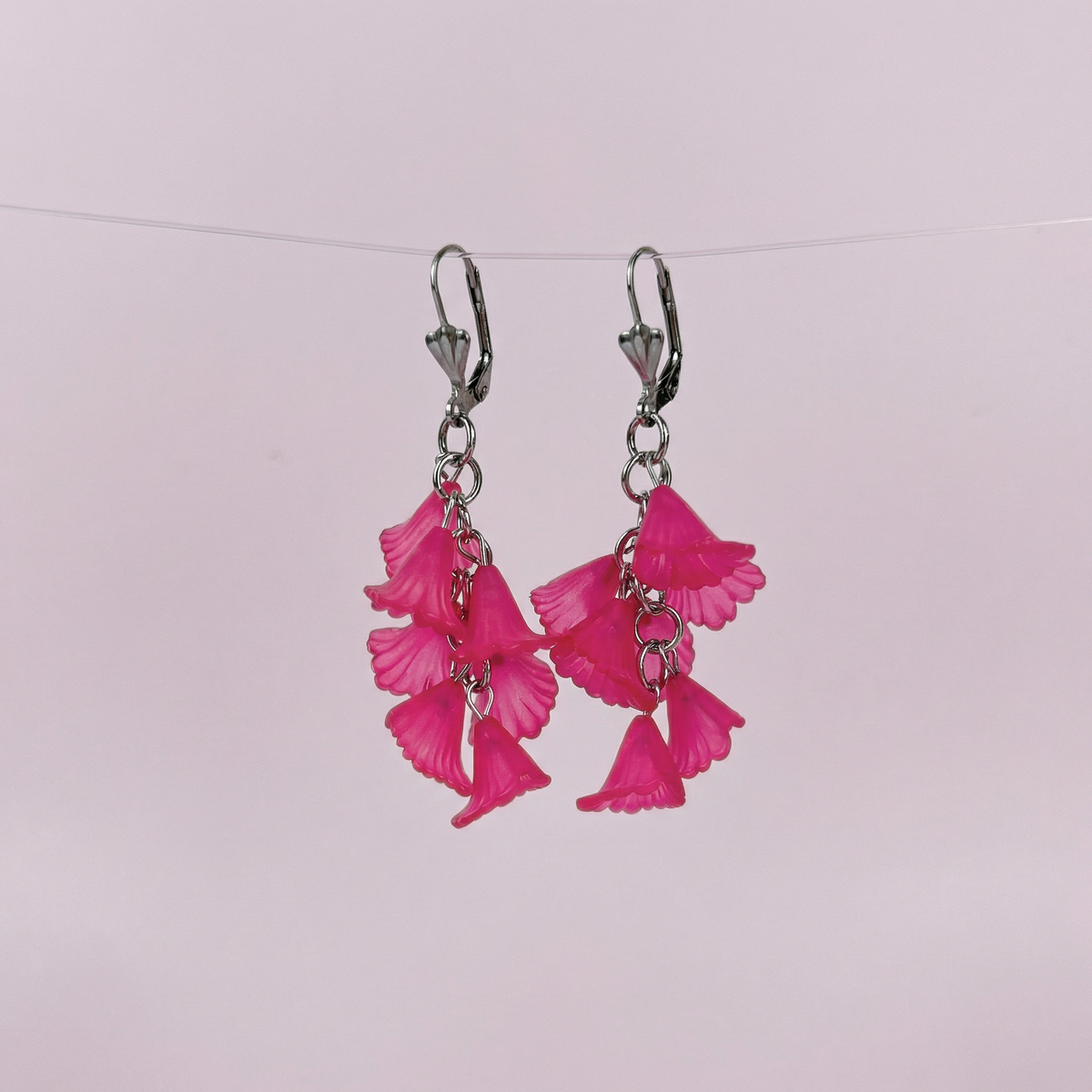 Calla Arum lilies flower earrings, leverback, plum purple Baguette Magick