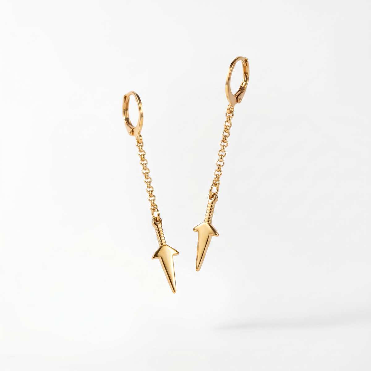 Boucles d'oreilles kunai, pendantes plaqué or