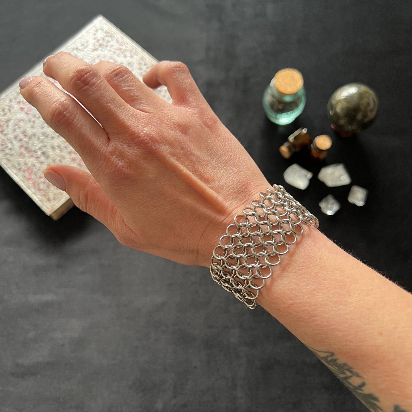 Chainmail bracelet European 4 in 1 stainless steel cuff Baguette Magick