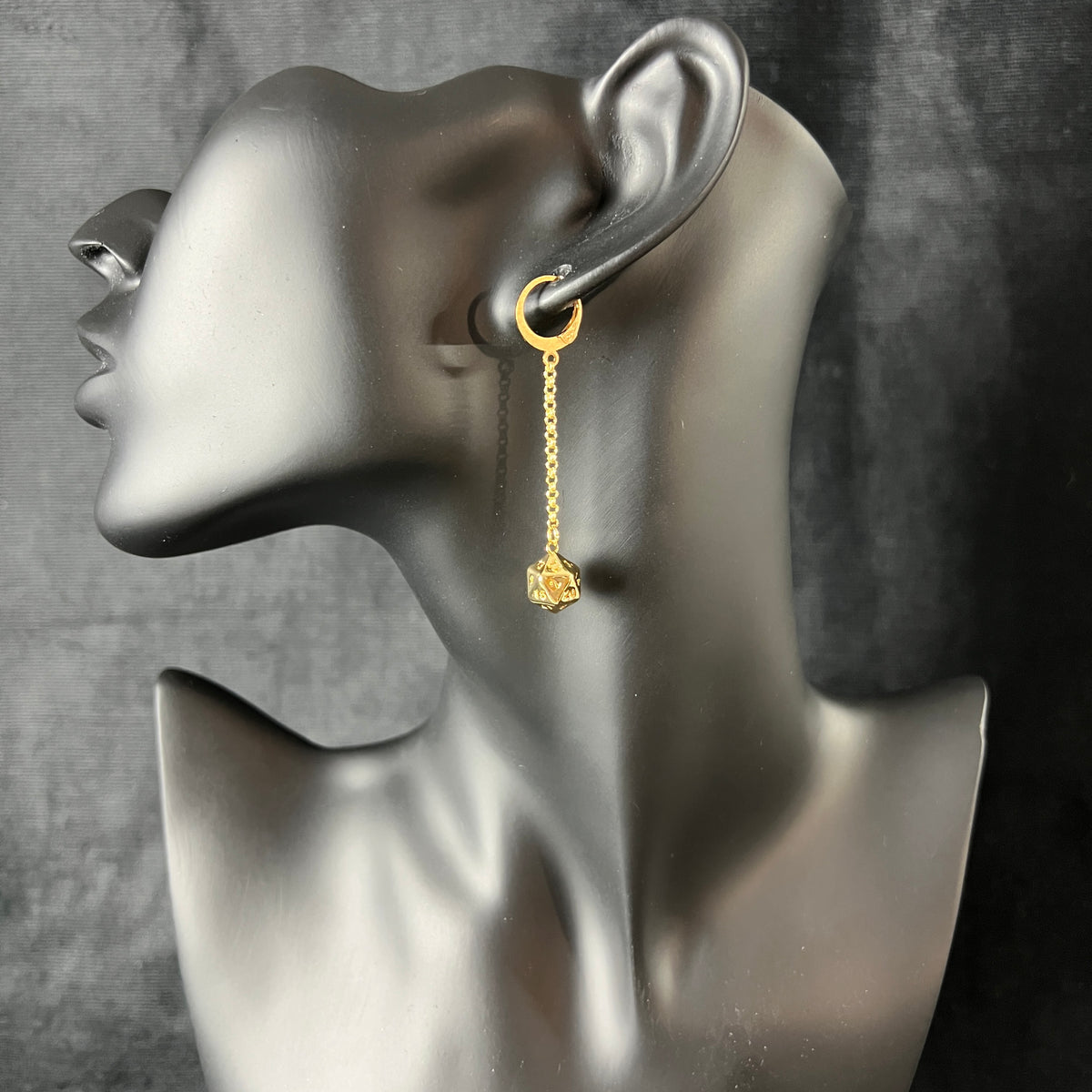 D20 dice roleplay earrings, stainless steel, 18k plated and gemstones Baguette Magick