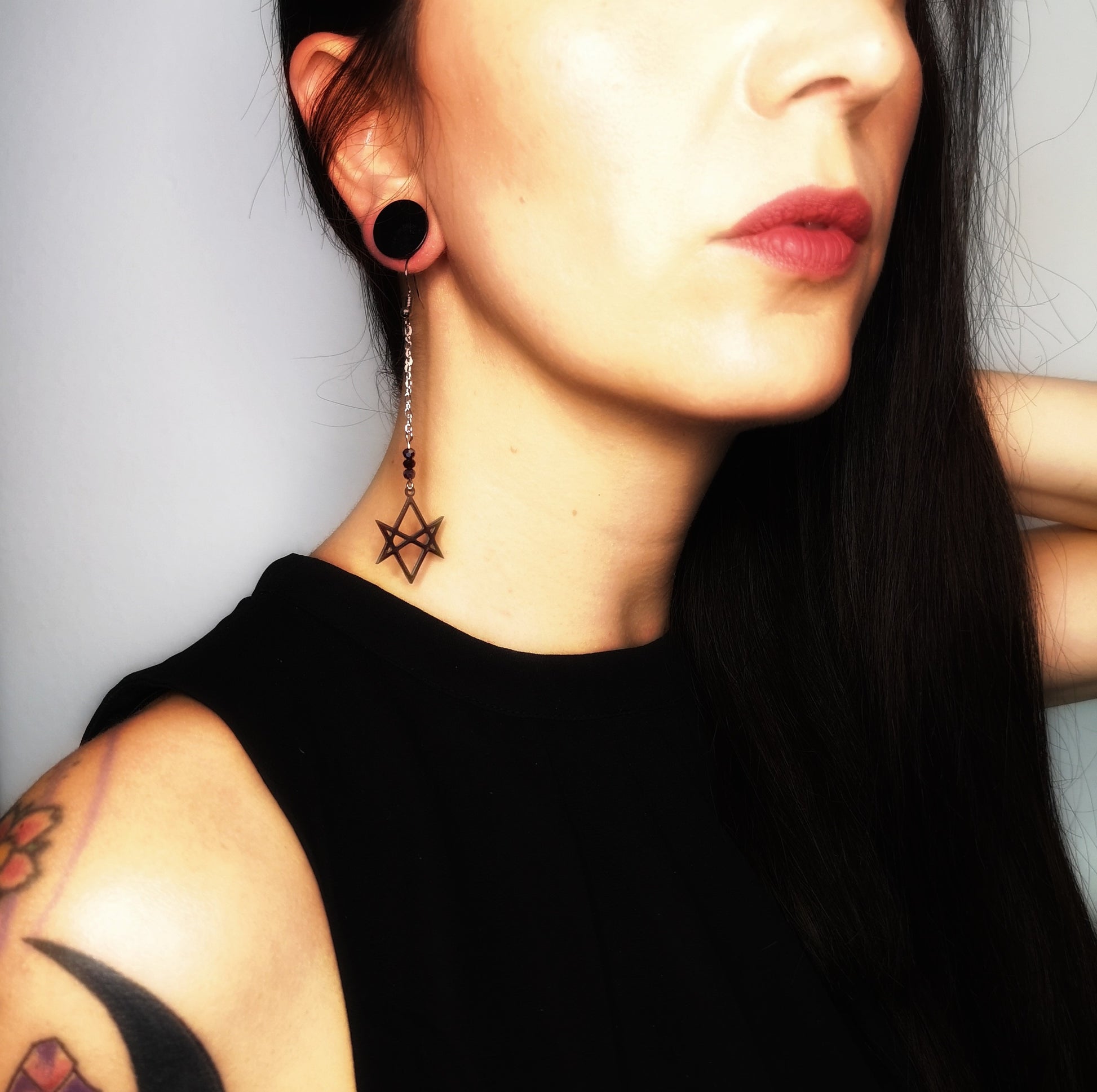 Unicursal hexagram earrings Baguette Magick