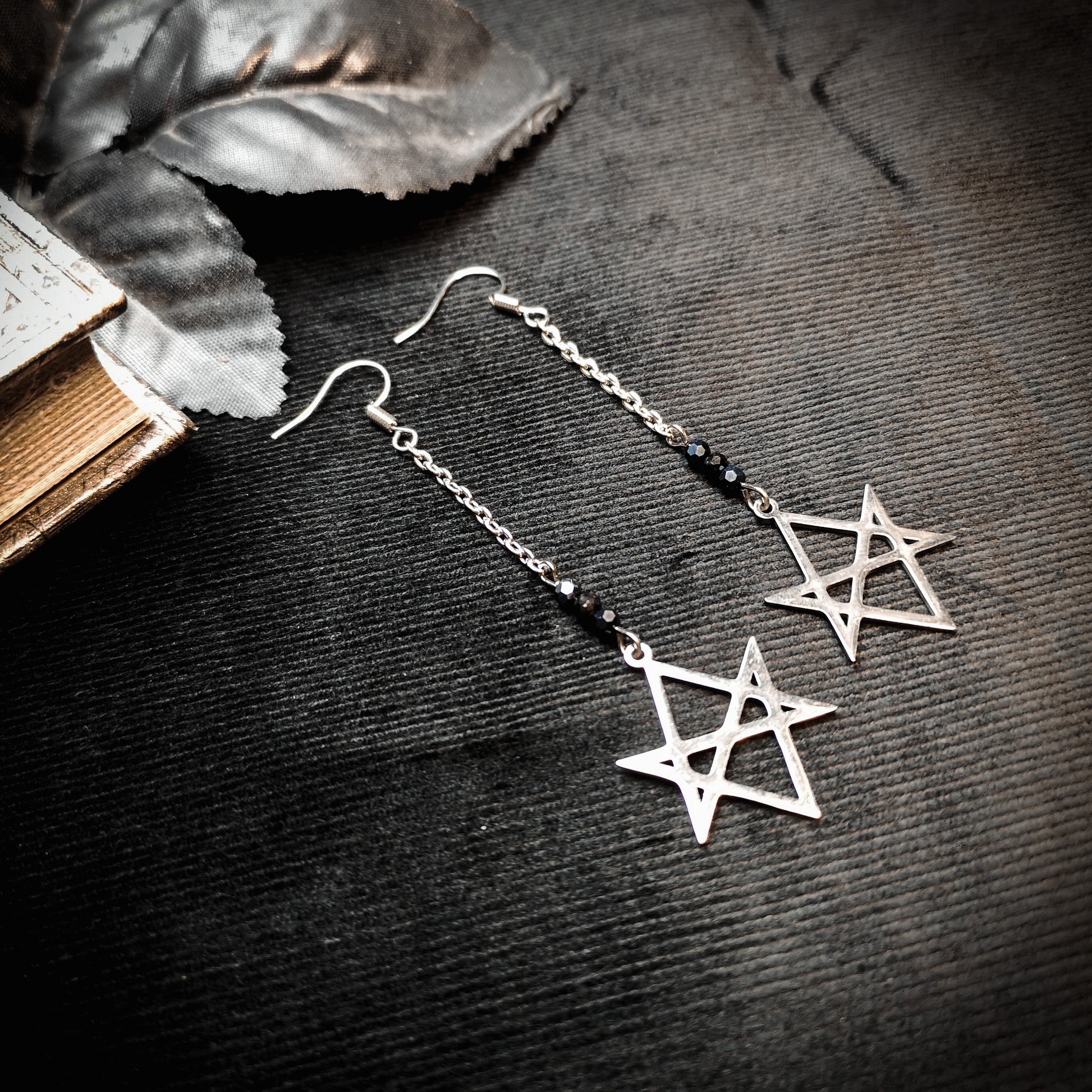 Unicursal hexagram earrings Baguette Magick