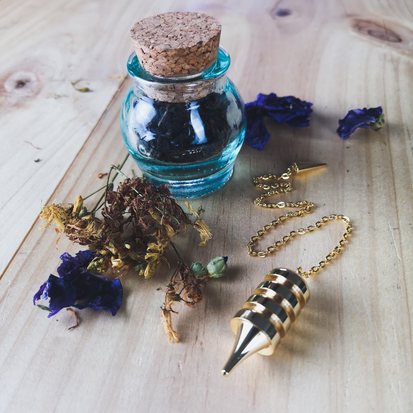Egyptian Osiris golden metal dowsing and healing pendulum Baguette Magick
