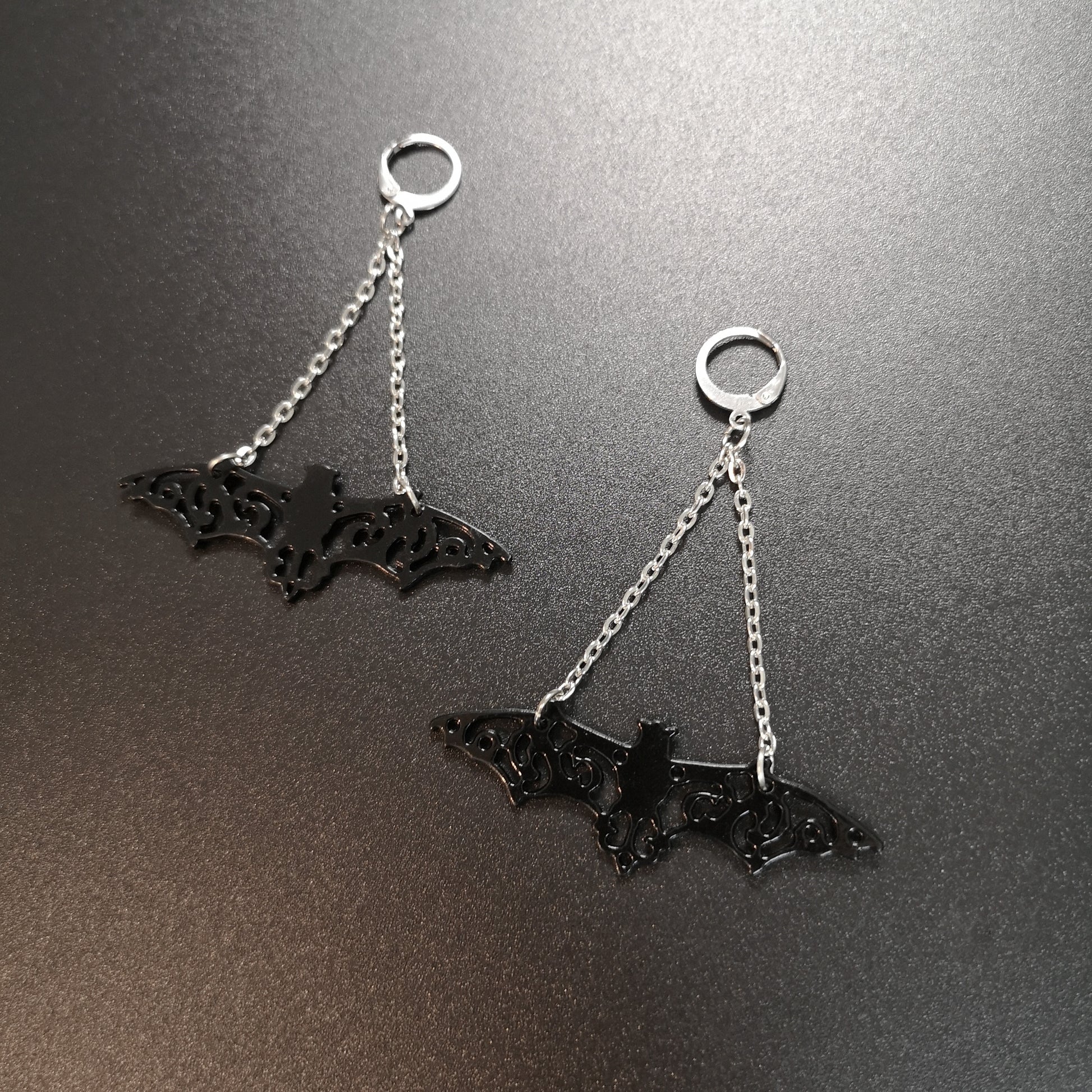 Black bats Halloween earrings Baguette Magick
