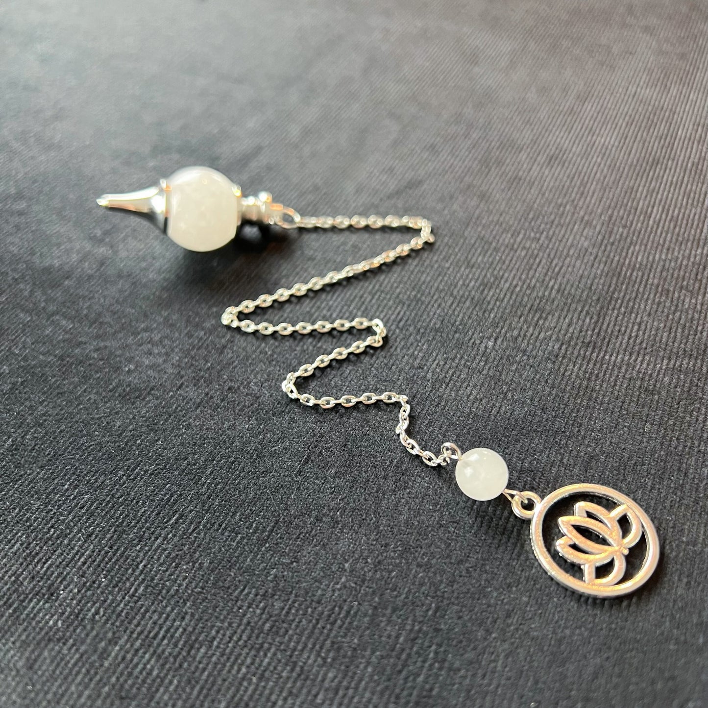 Clear quartz and lotus Sephoroton dowsing pendulum Baguette Magick