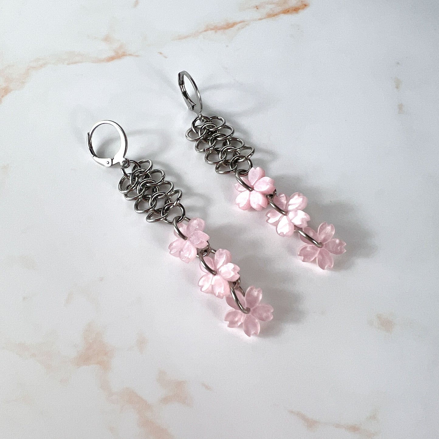 Micro chainmail sakura earrings, stainless steel Baguette Magick