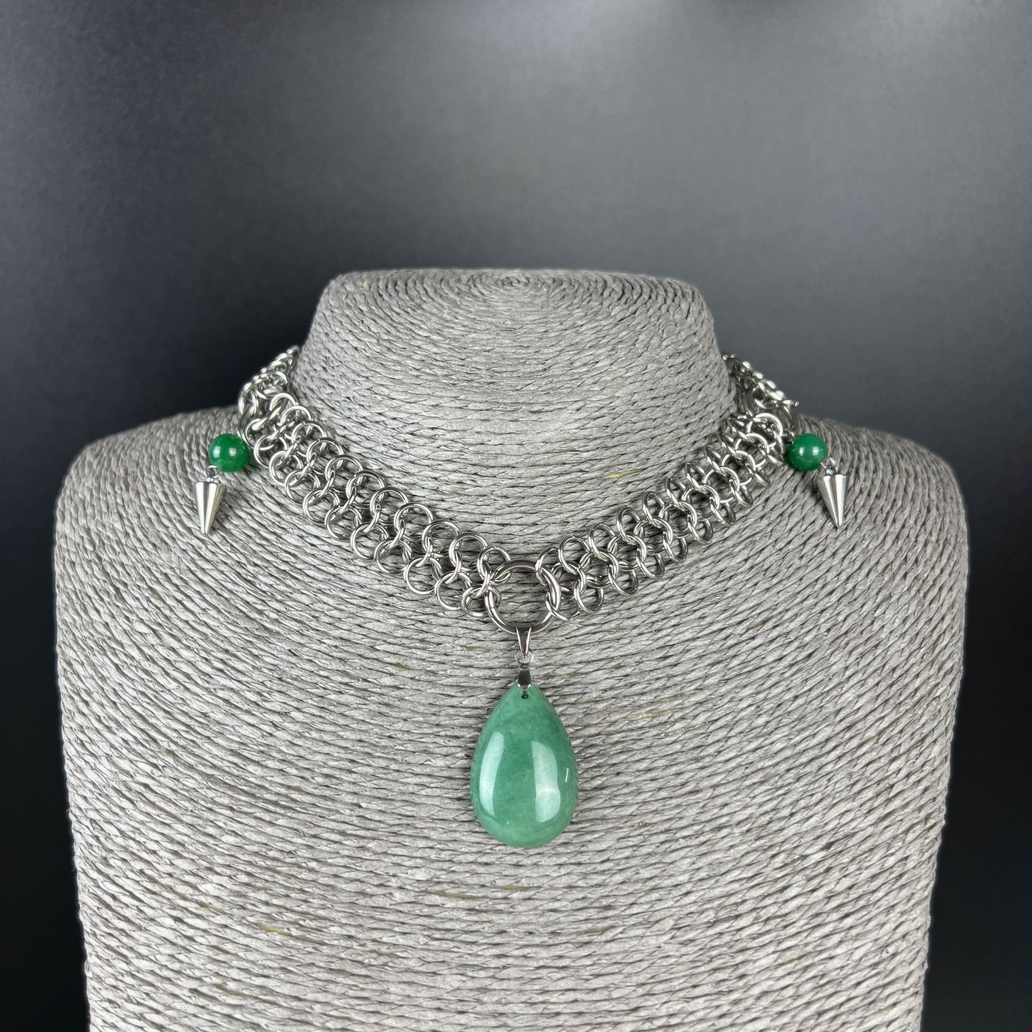 Aventurine European chainmail teardrop pendant necklace Baguette Magick