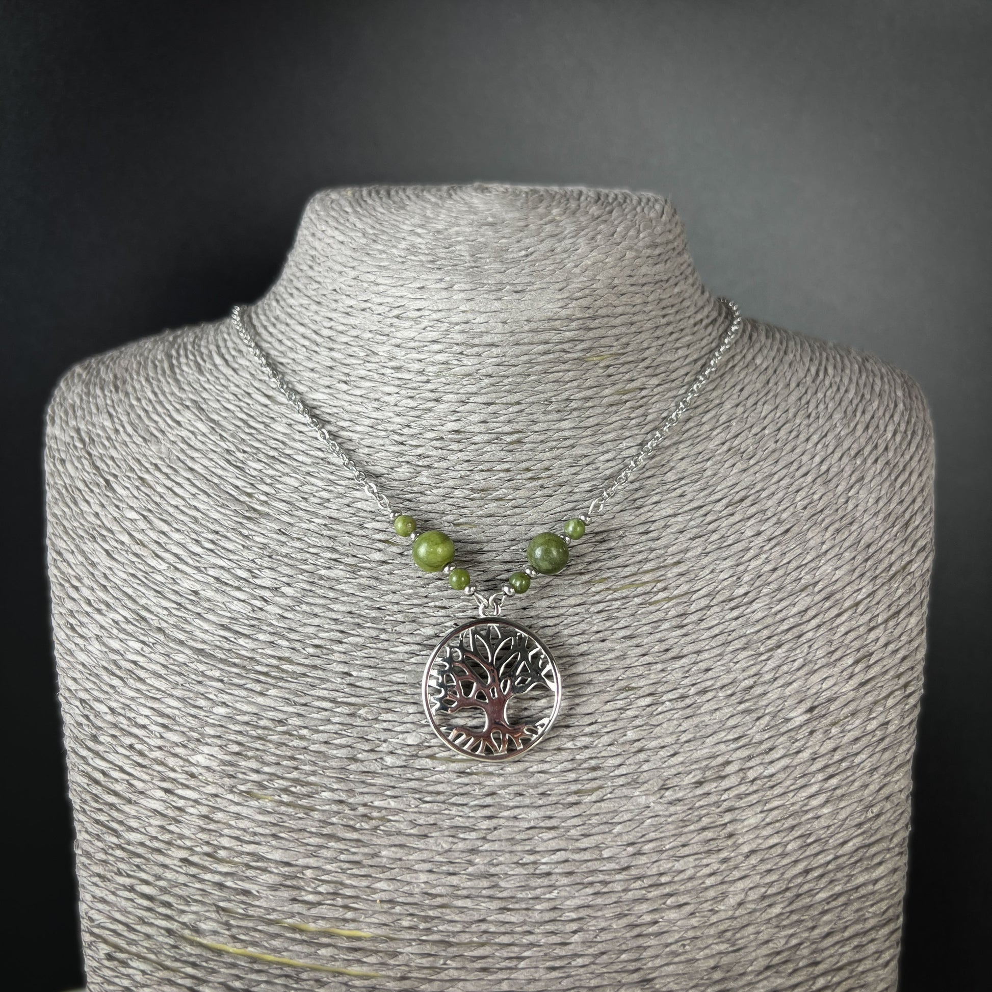 Tree of life pendant necklace, Green Jade beads and stainless steel Baguette Magick