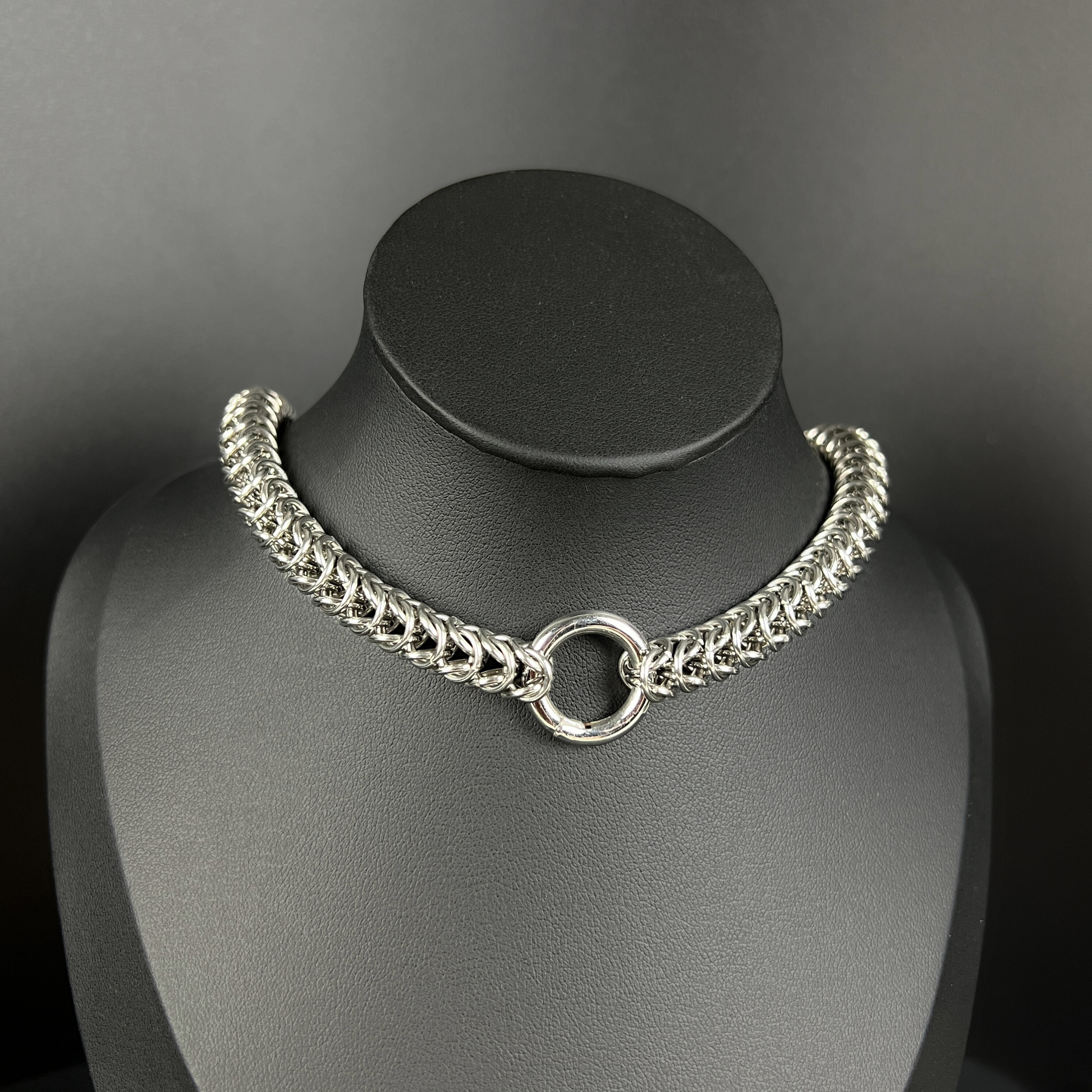 The only necklace you'll need, chainmail O ring choker with an openable ring, stainless steel Baguette Magick