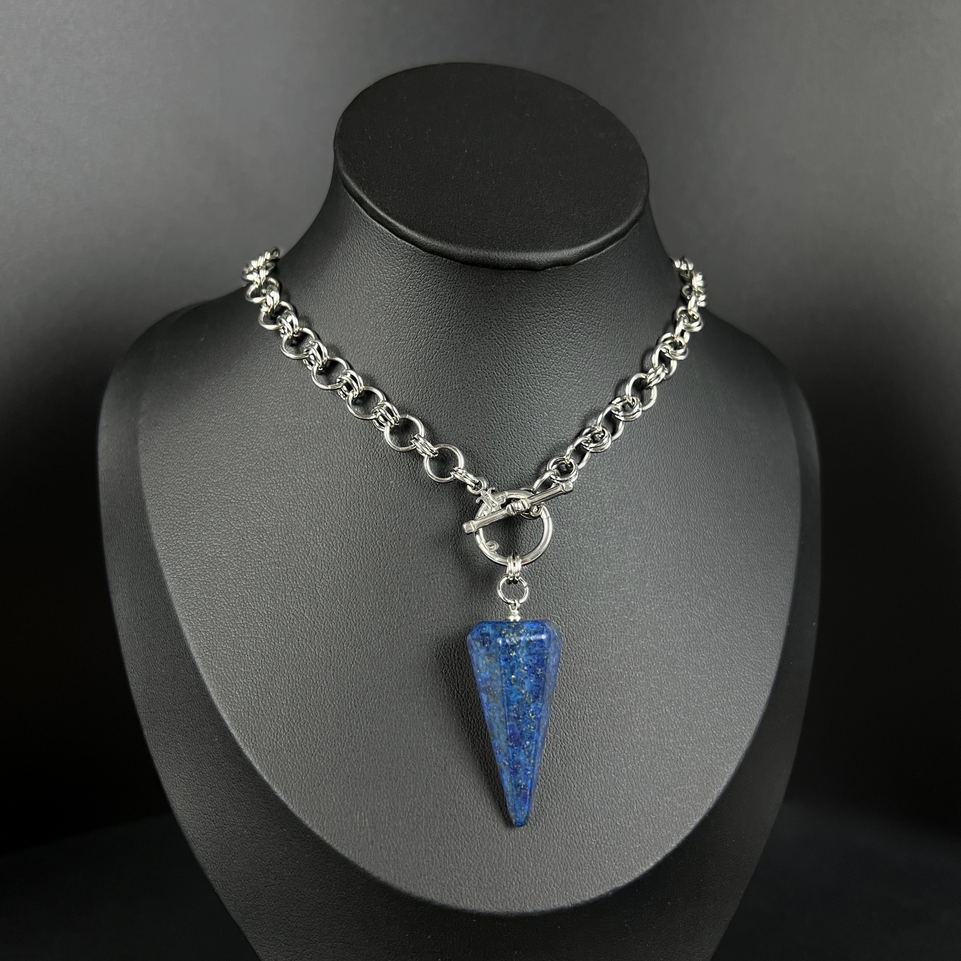 Lapis lazuli divination pendulum necklace, stainless steel chainmail Baguette Magick