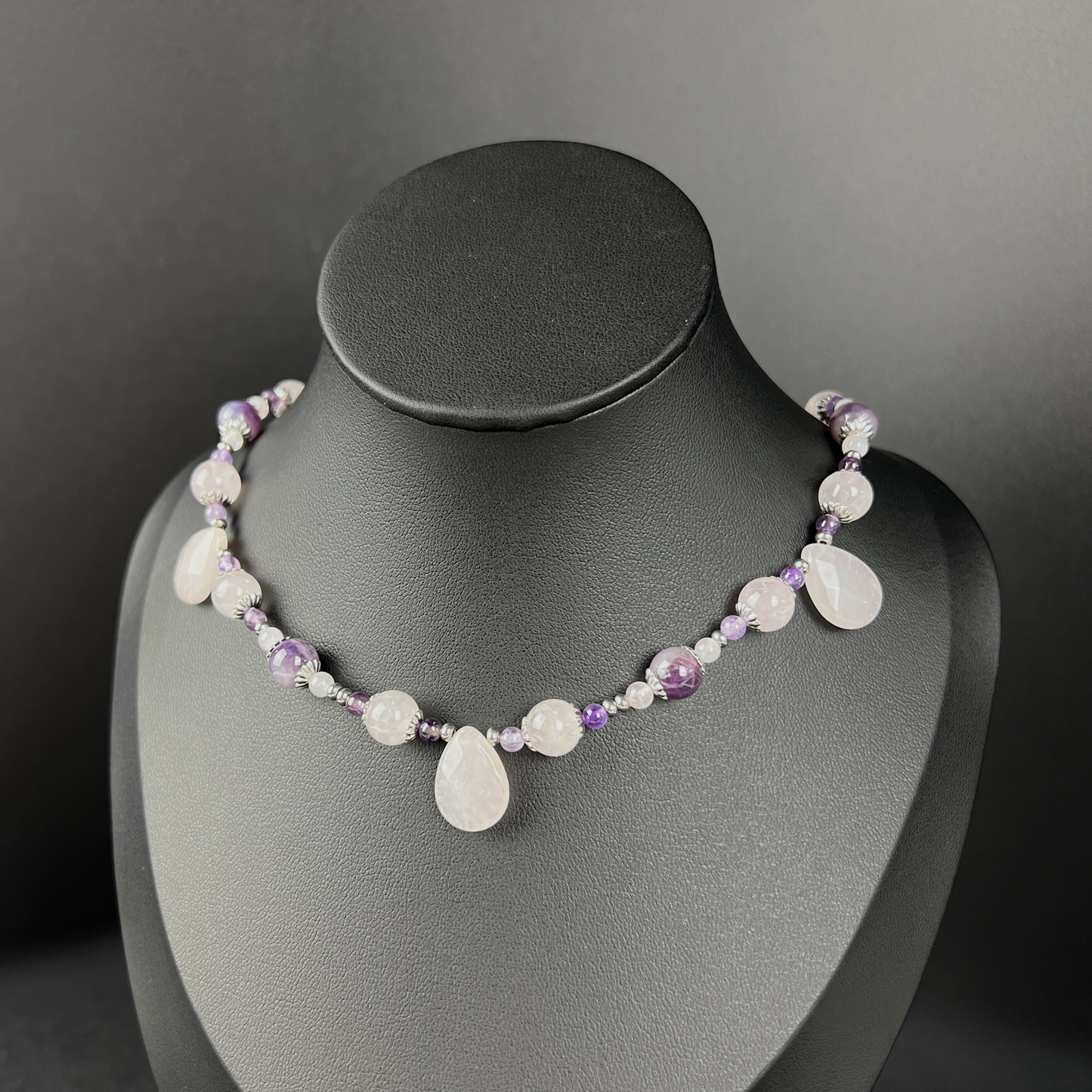 Rose quartz, amethyst and stainless steel Versailles princess choker Baguette Magick