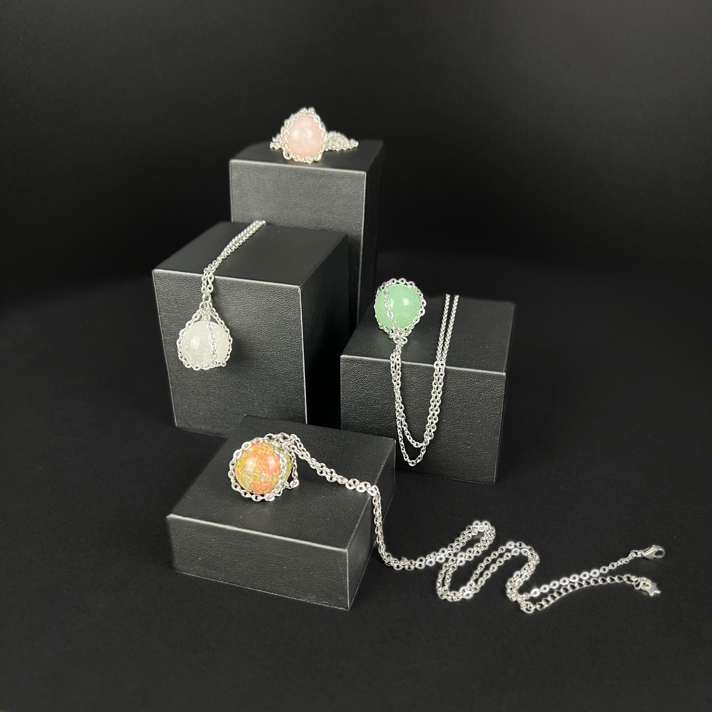 Collier boule de cristal, acier inoxydable et Unakite, Quartz rose, Aventurine ou Quartz