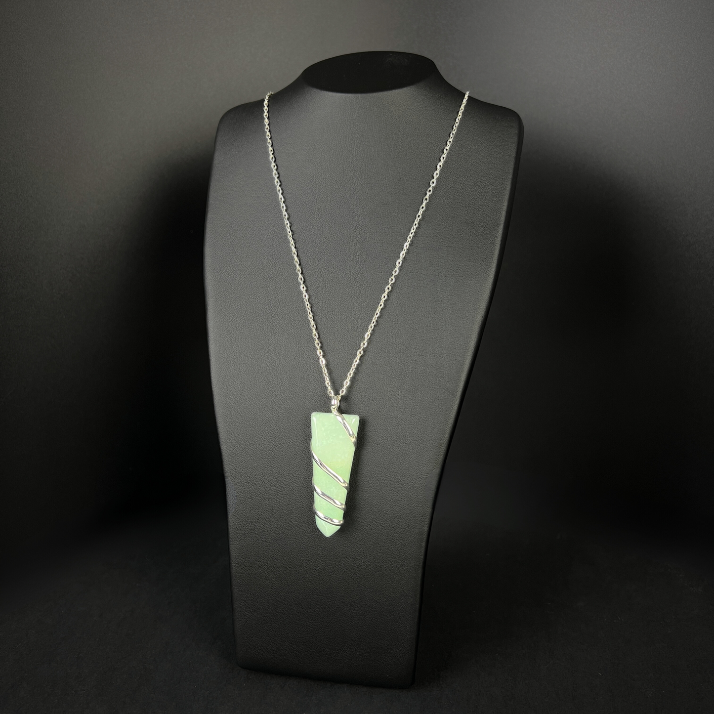 Collier triangle spirale aventurine