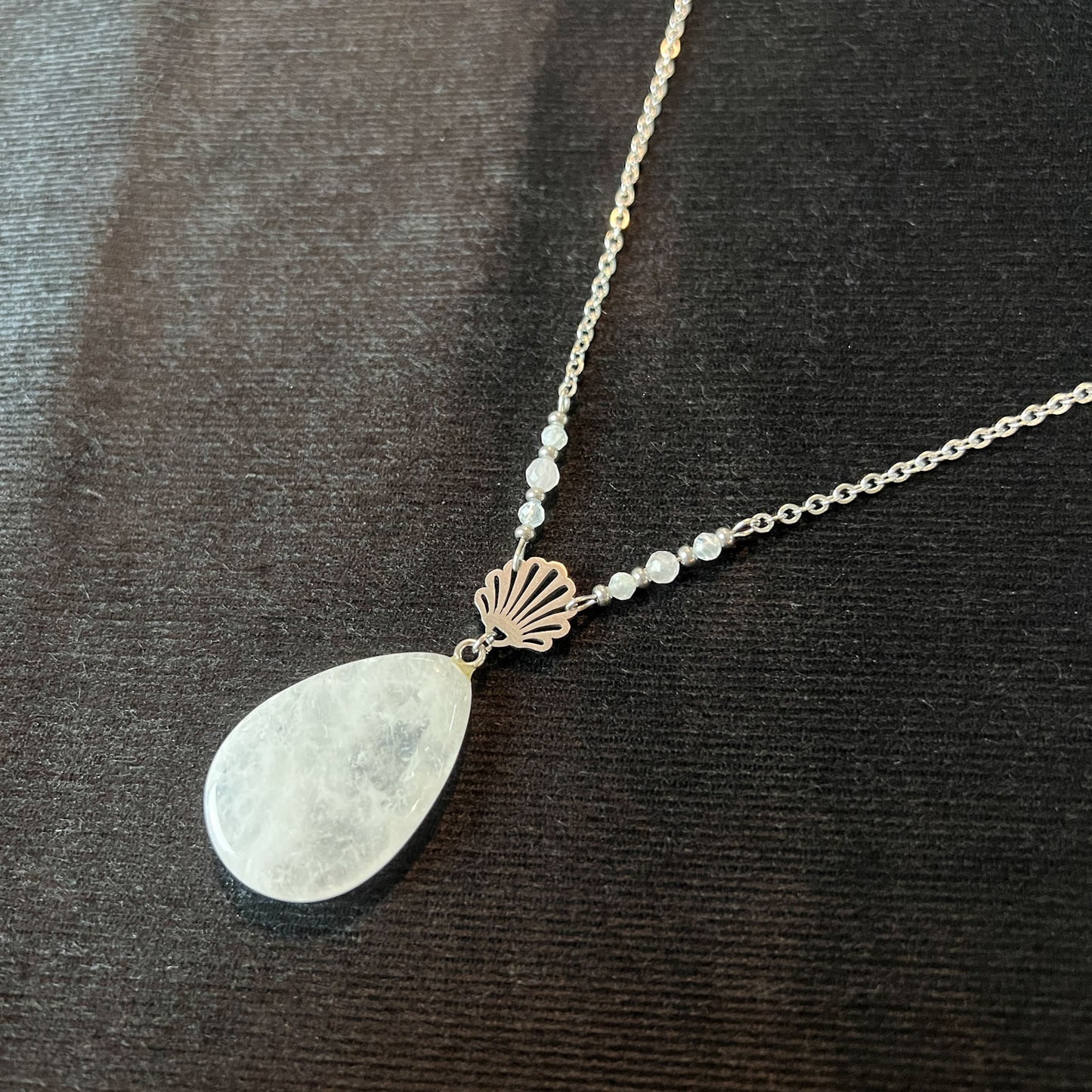 sea shell charm quartz pendant moonstone rose quartz beads witch necklace