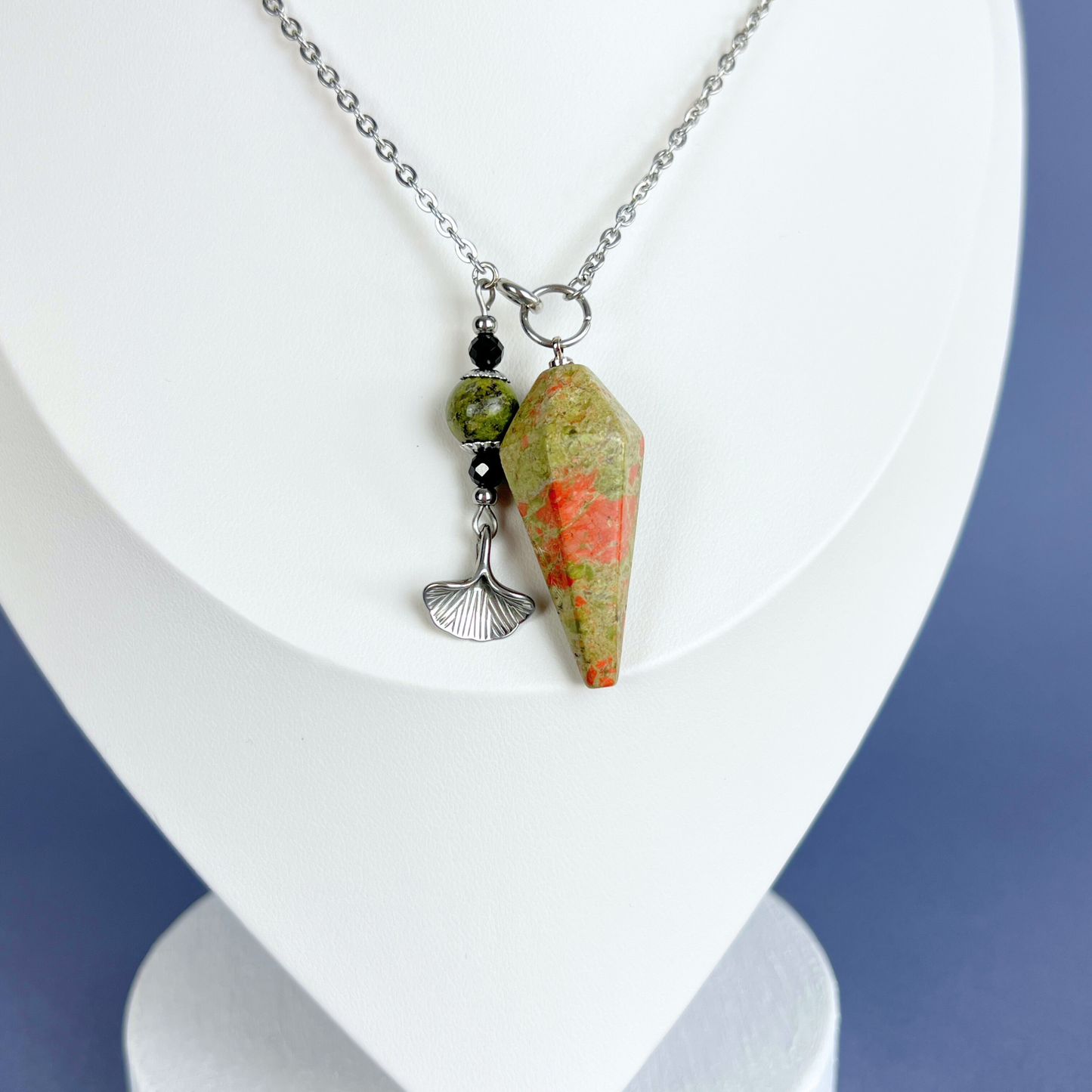 Unakite and Onyx ginkgo pendulum necklace, stainless steel Baguette Magick