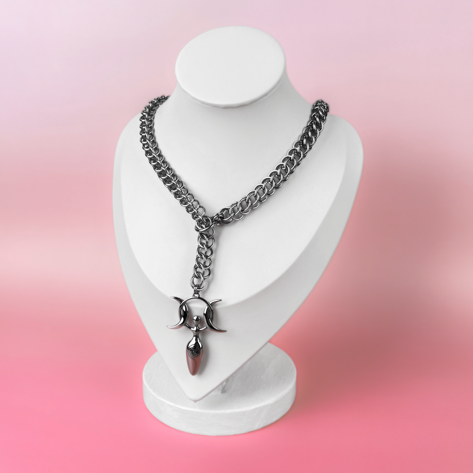 Triple goddess chainmail lariat necklace, half Persian Baguette Magick