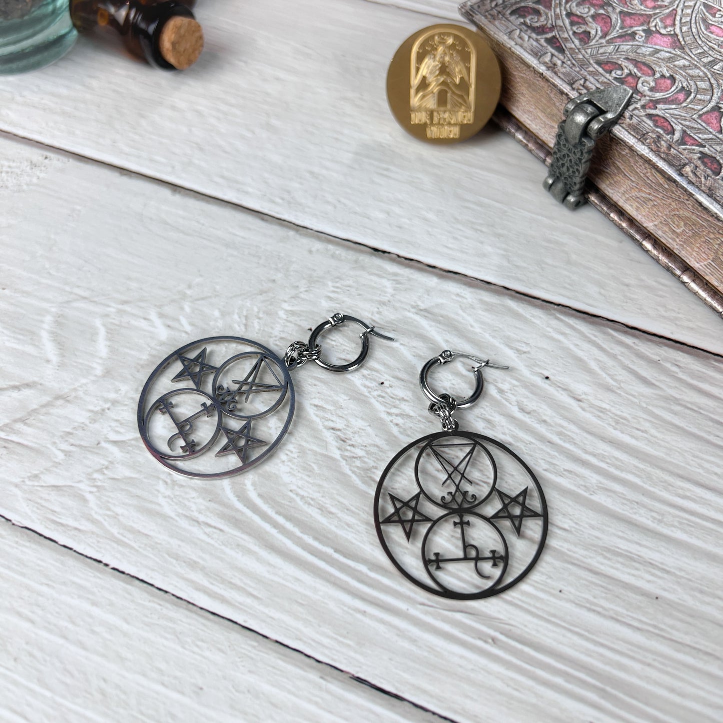 Luciferian earrings, Lilith and Lucifer sigils, inverted pentacle, made of stainless steel Baguette Magick