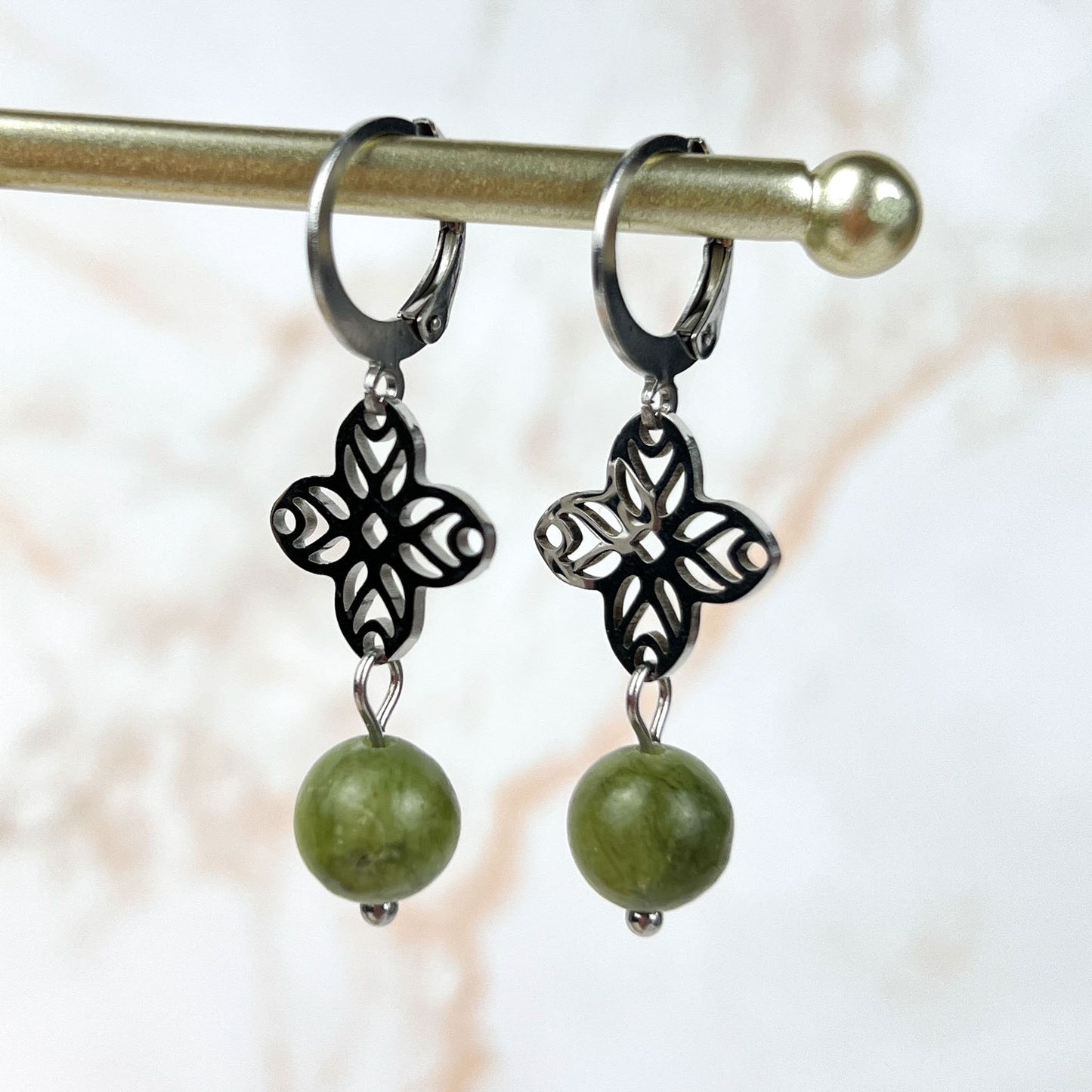 Art deco green jade earrings, floral mandala, stainless steel Baguette Magick