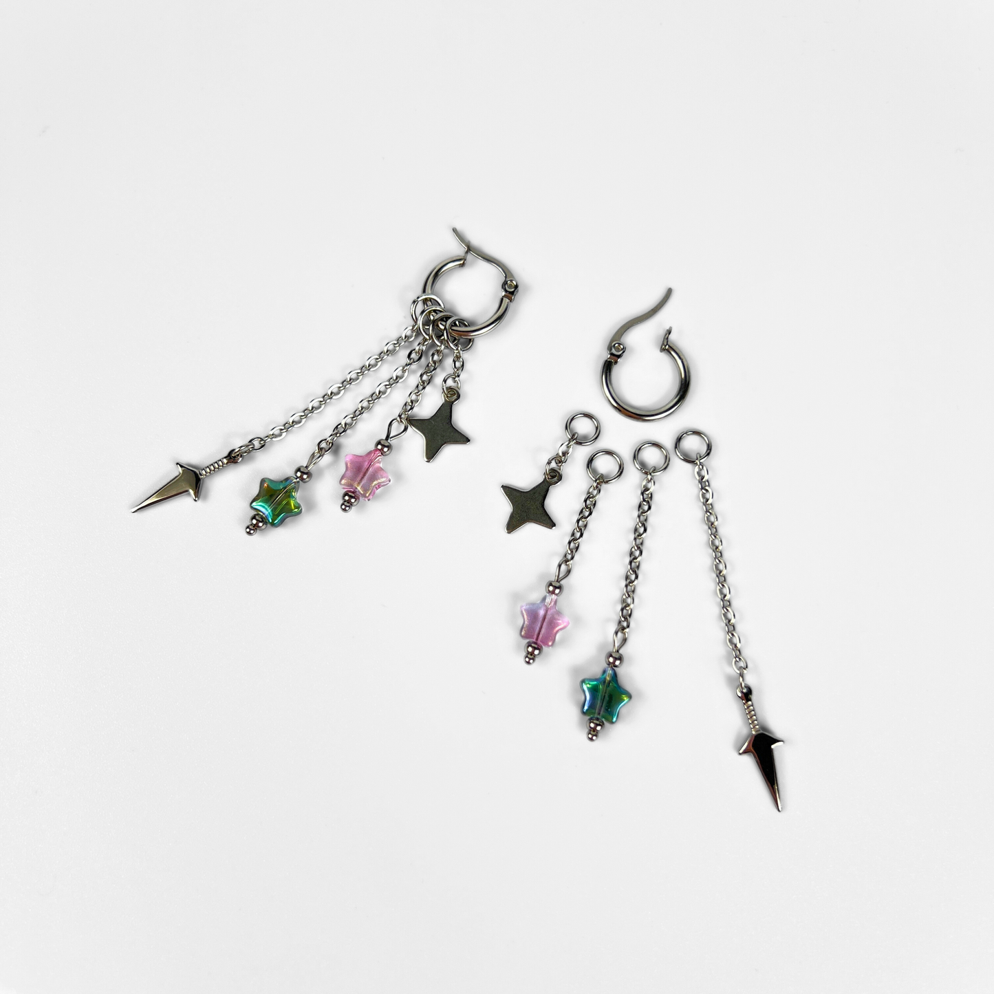 Boucles d'oreilles créoles shuriken et kunai à assortir