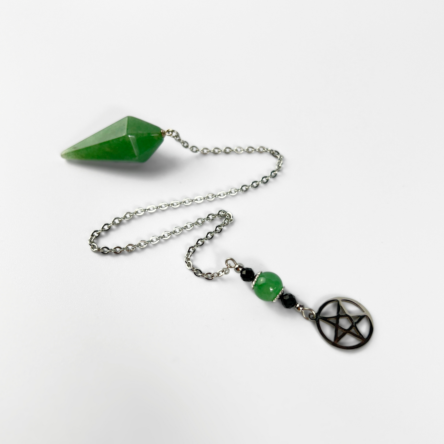 Le pendule pentacle de la sorcière, Aventurine, Onyx