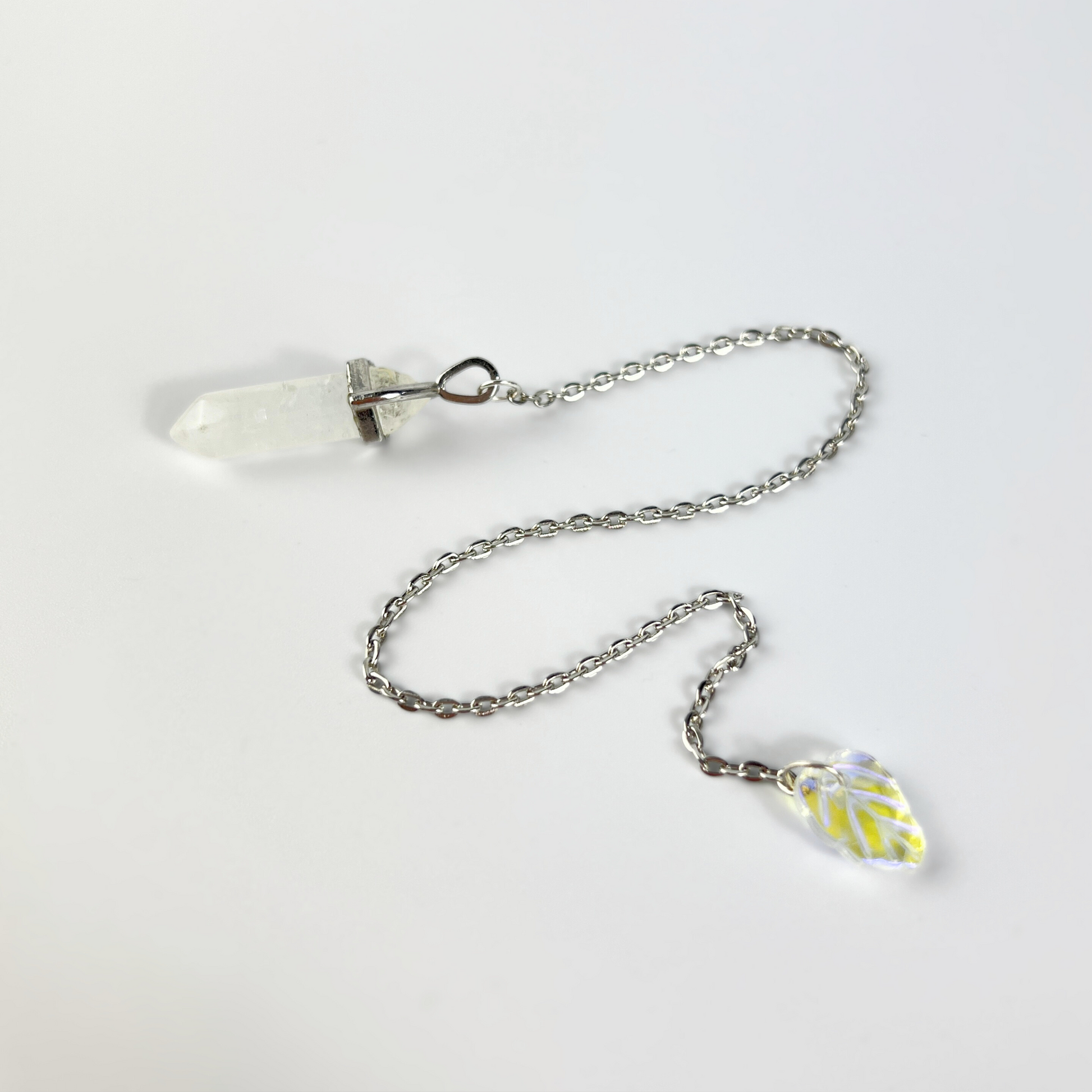Clear quartz and leaf dowsing divination pendulum Baguette Magick
