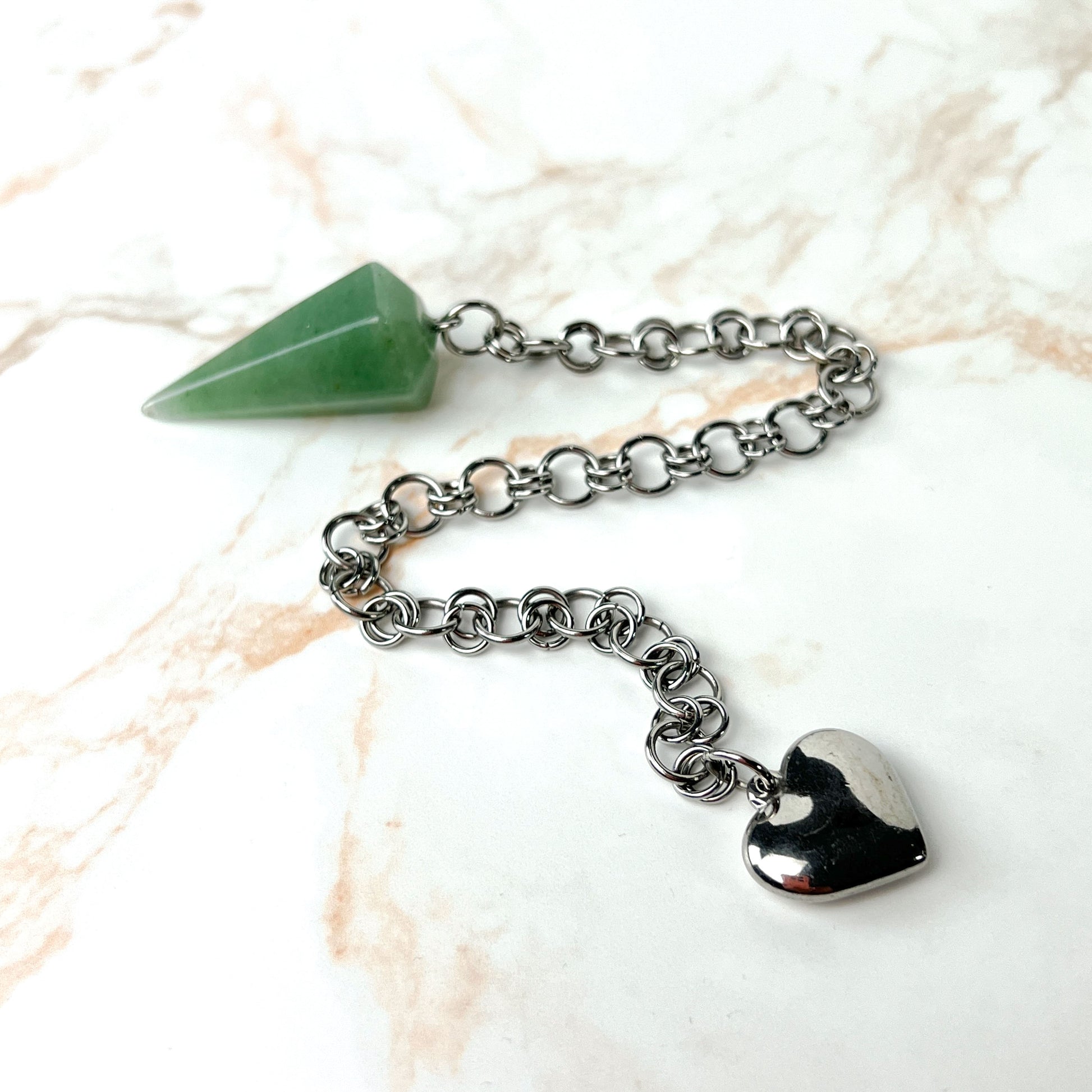 Puffy heart and aventurine gemstone chainmail pendulum Baguette Magick