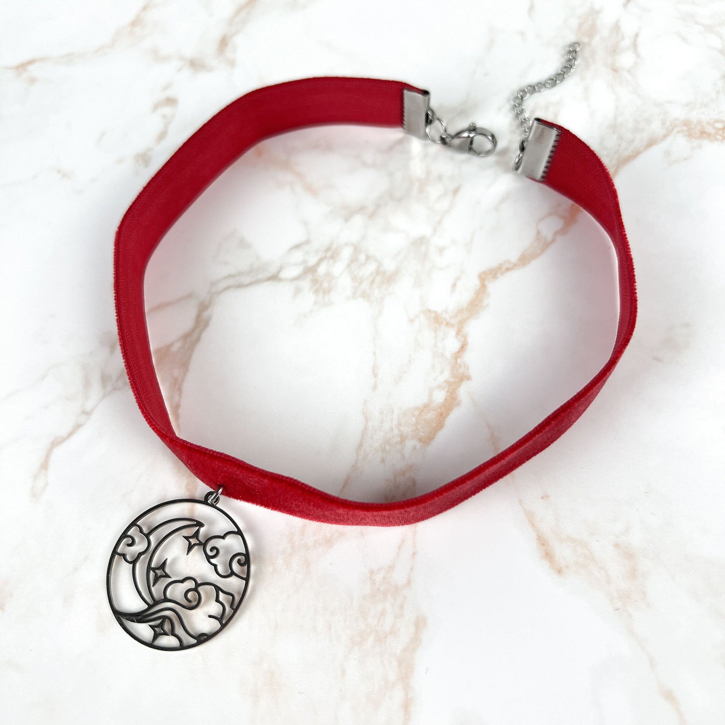 Red velvet crescent moon and night sky romantic gothic choker, stainless steel Baguette Magick