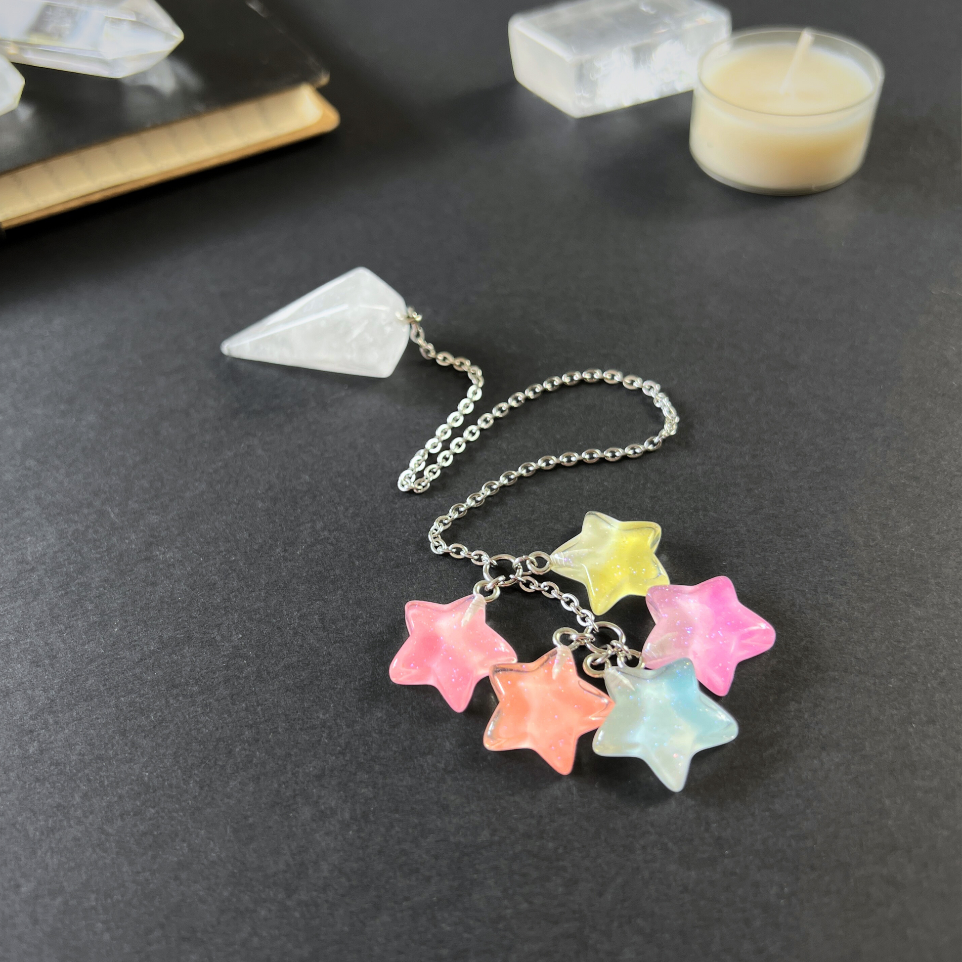 Quartz and stars dowsing pendulum Baguette Magick