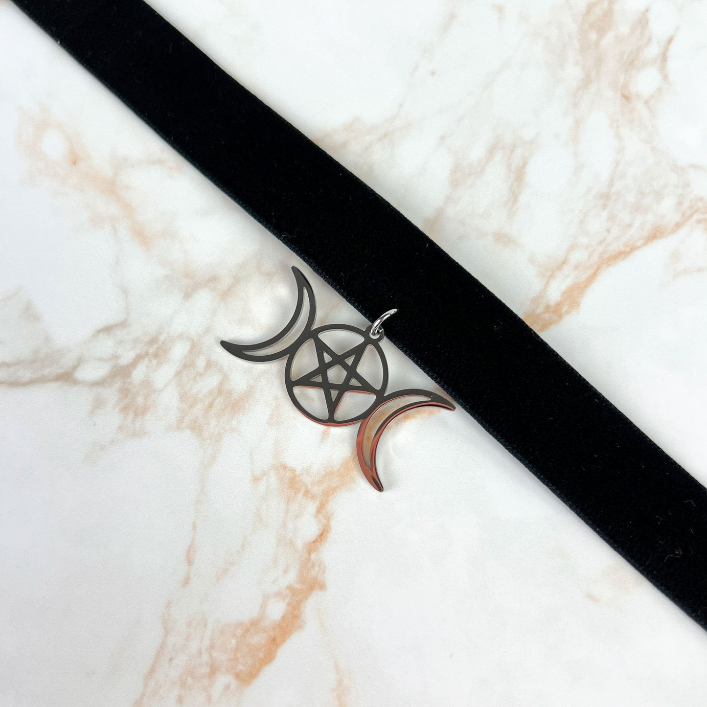 Black velvet Triple Moon Pentacle Wiccan Gothic choker, stainless steel Baguette Magick