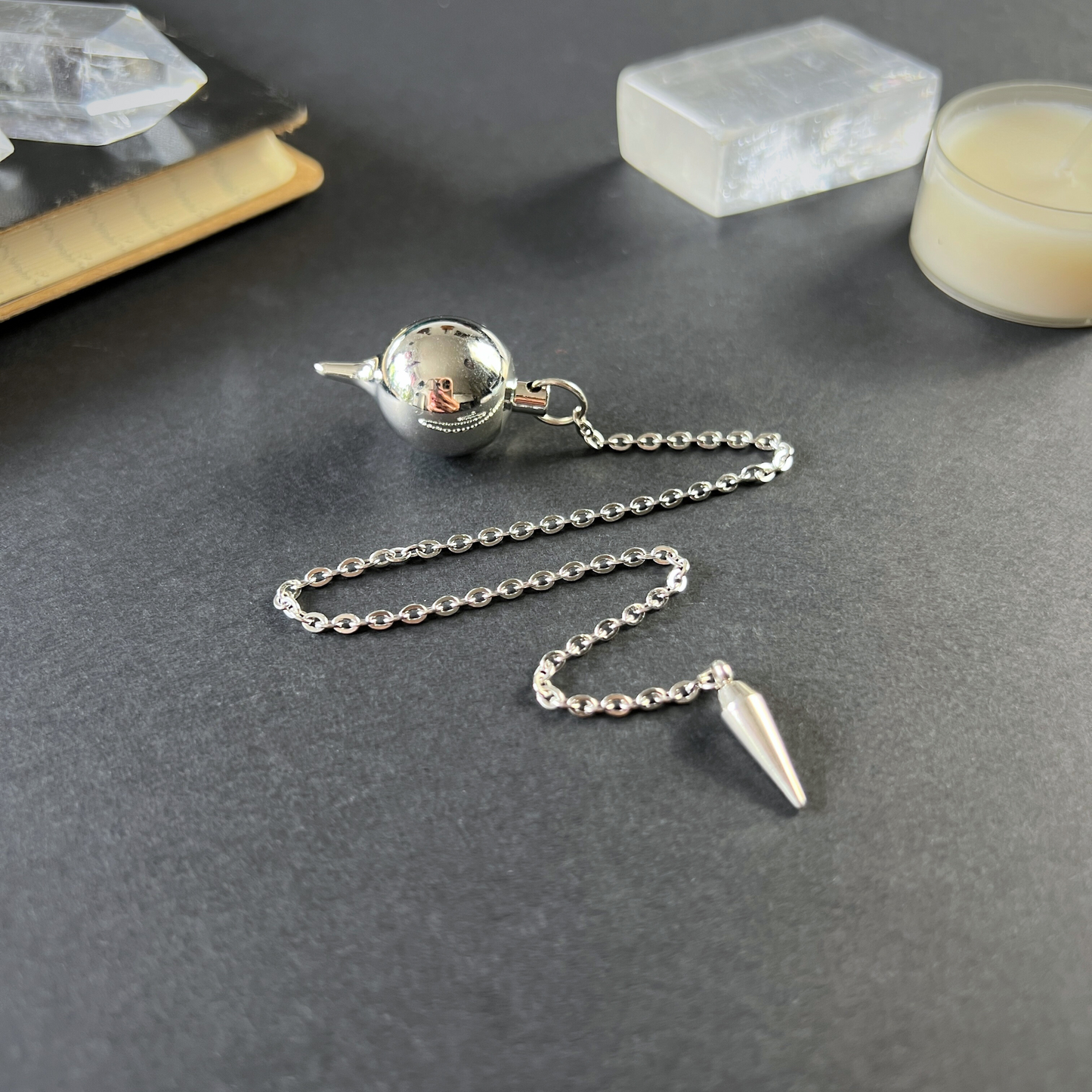 Round teardrop pendulum, classic divination tool for dowsing, spike charm