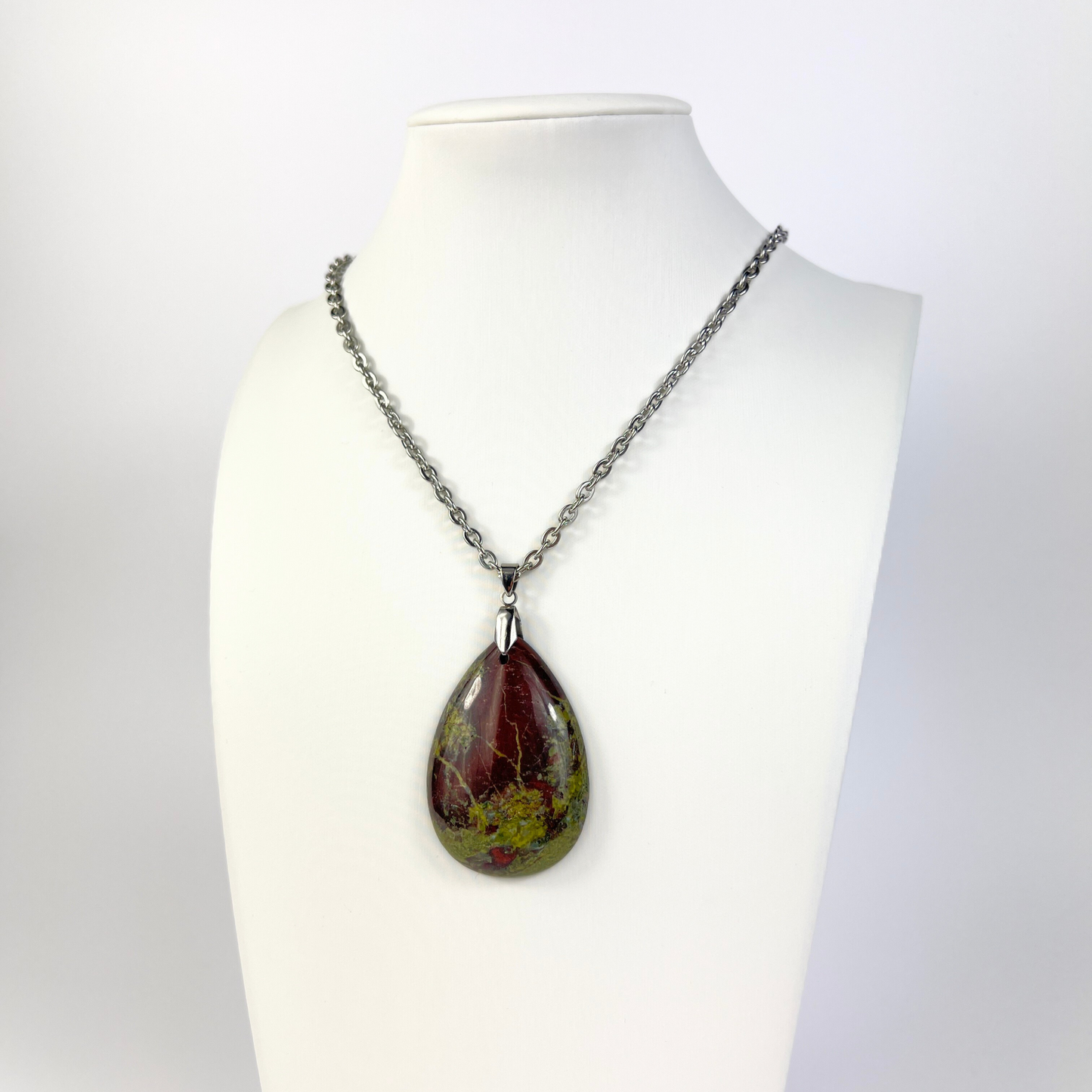 Dragon stone pendant necklace