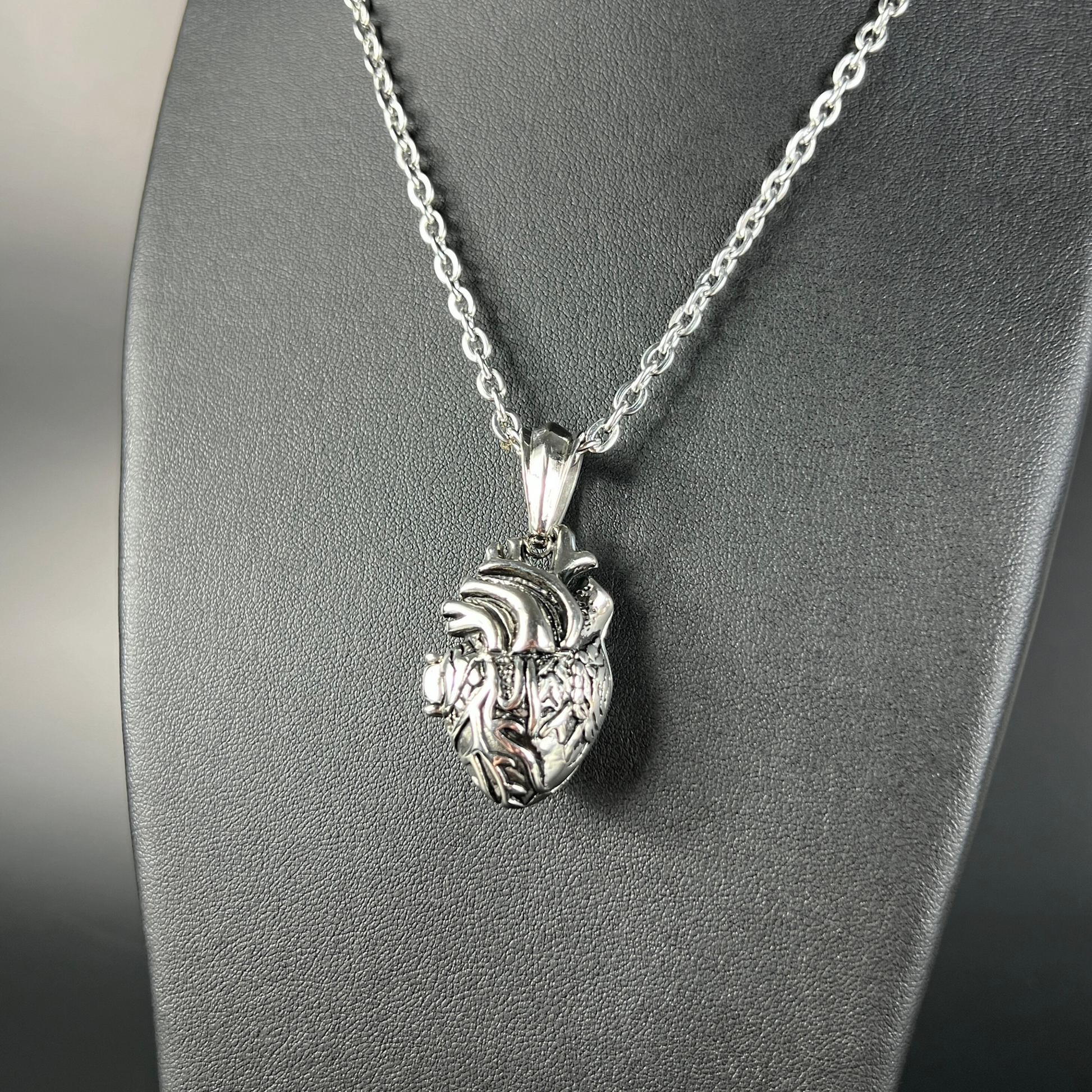 Anatomical heart locket necklace Baguette Magick