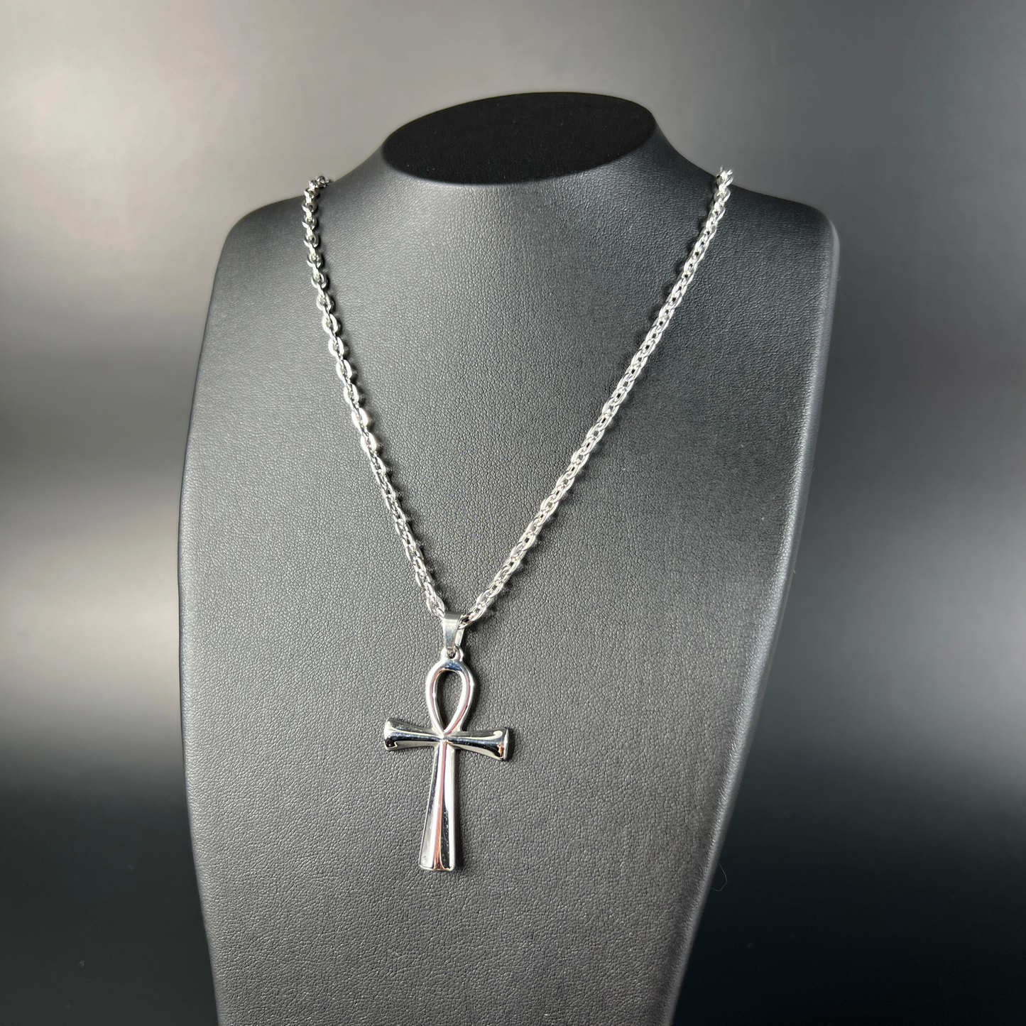 Ankh, key of the Nil necklace