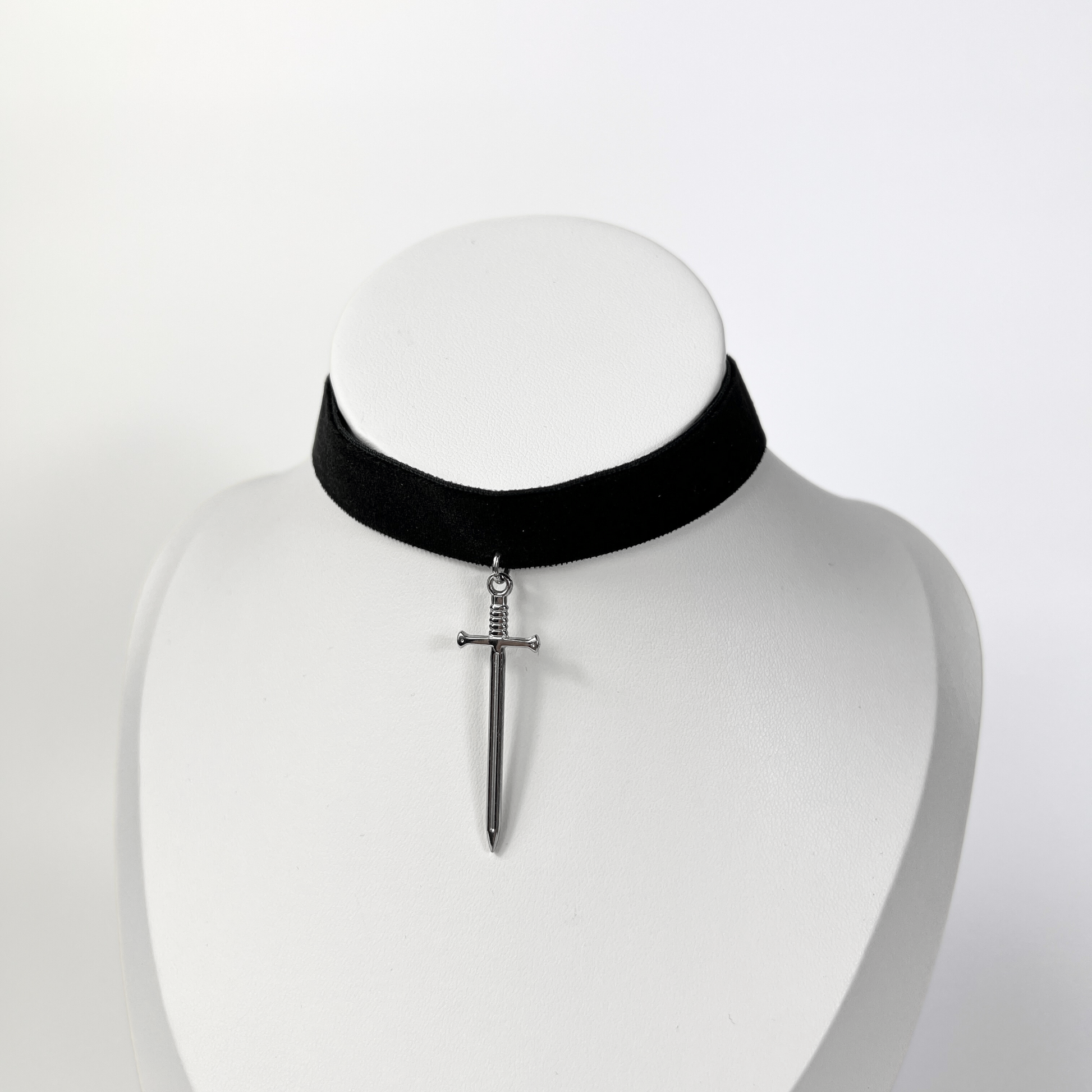 Black velvet Sword medieval fantasy gothic choker Baguette Magick