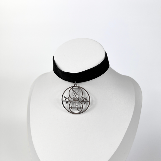Black velvet Luciferian occult witch choker Baguette Magick
