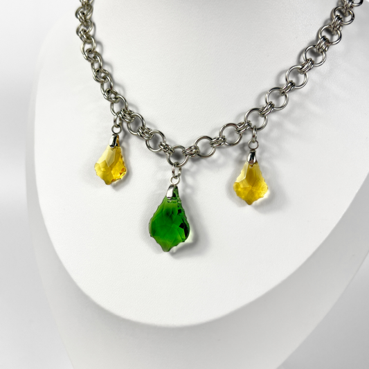 Collier en cristal scintillant, jaune et vert, chaîne en cotte de mailles